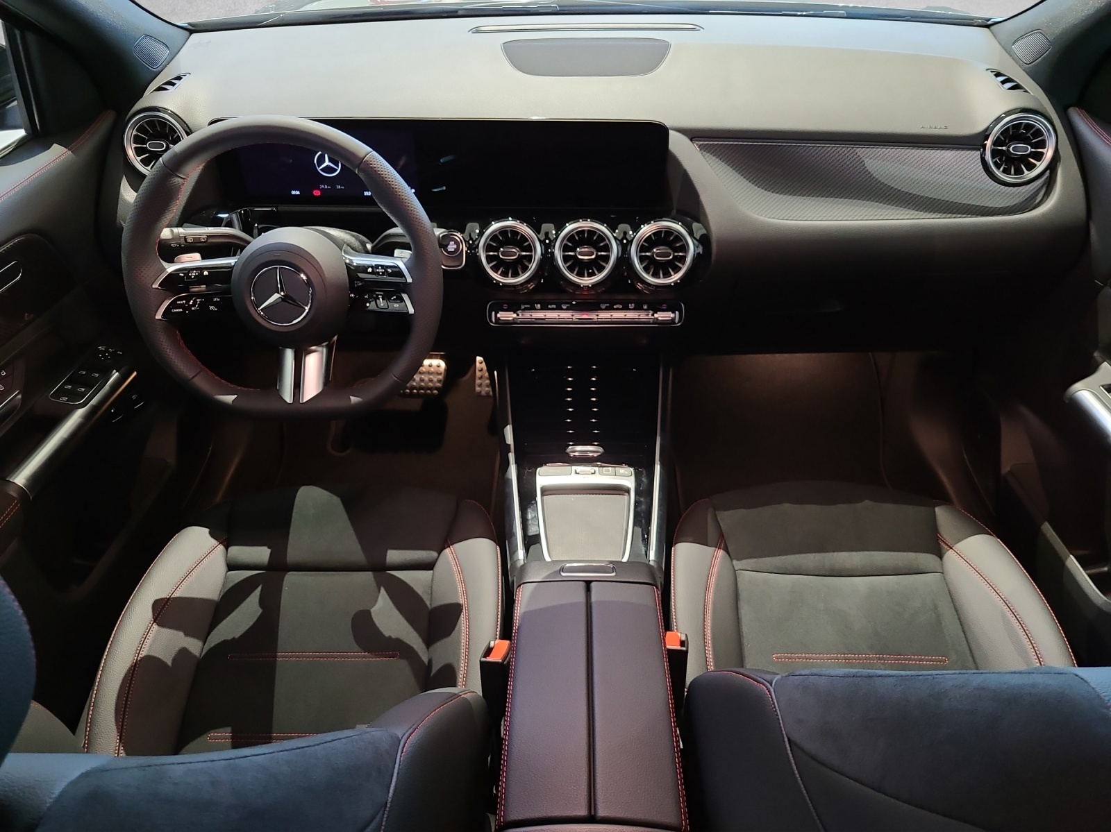 MERCEDES-BENZ GLA 250 e AMG EQ Star-image-3