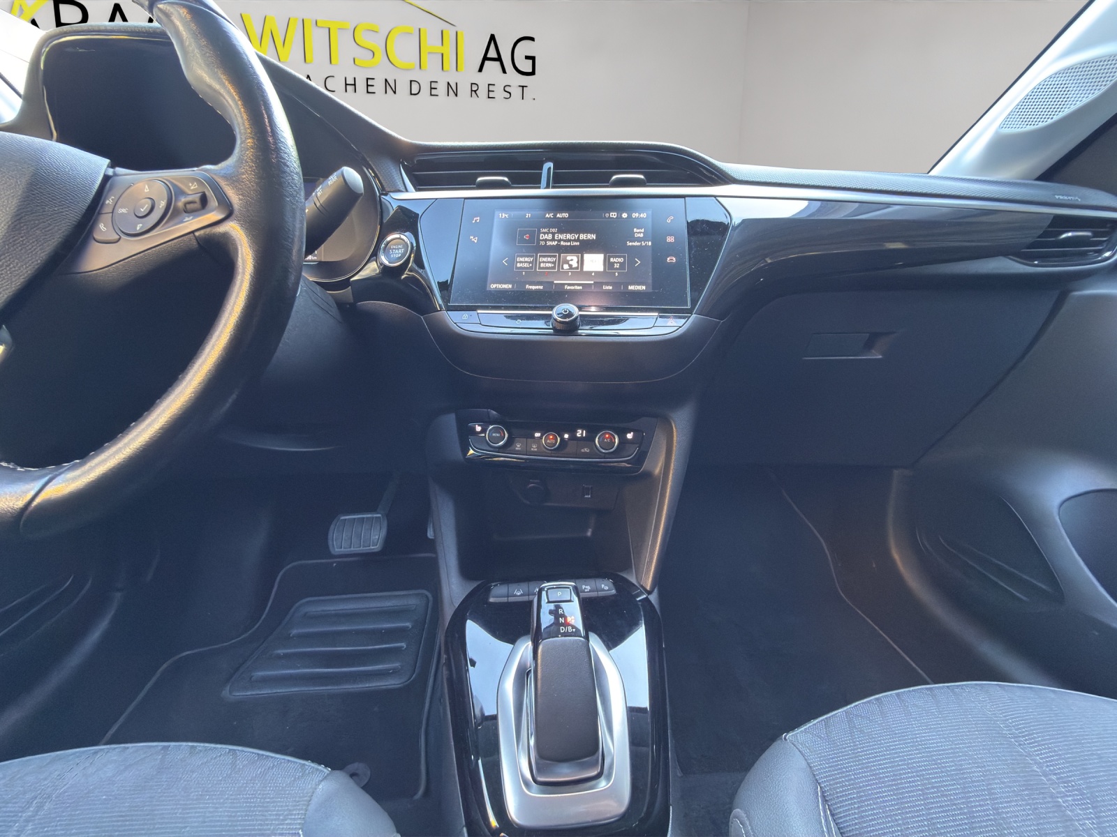 OPEL Corsa-e Elegance-image-19