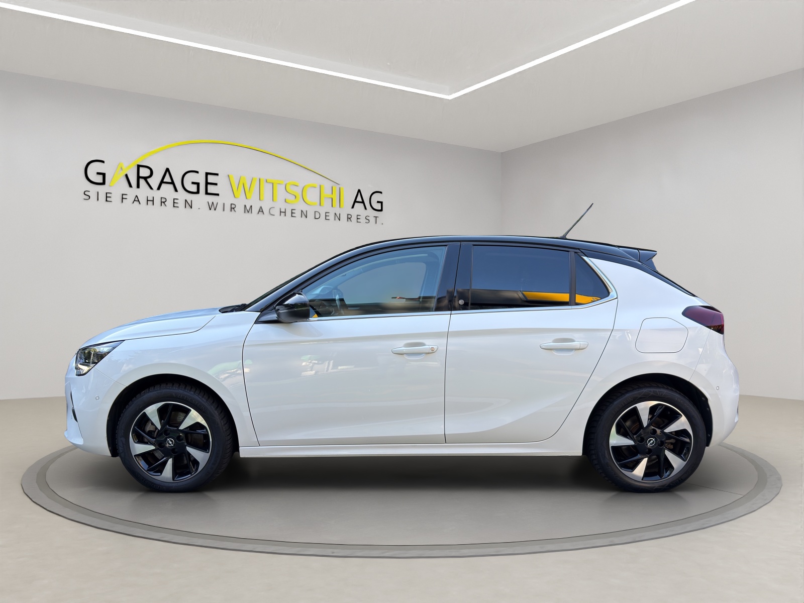OPEL Corsa-e Elegance-image-11