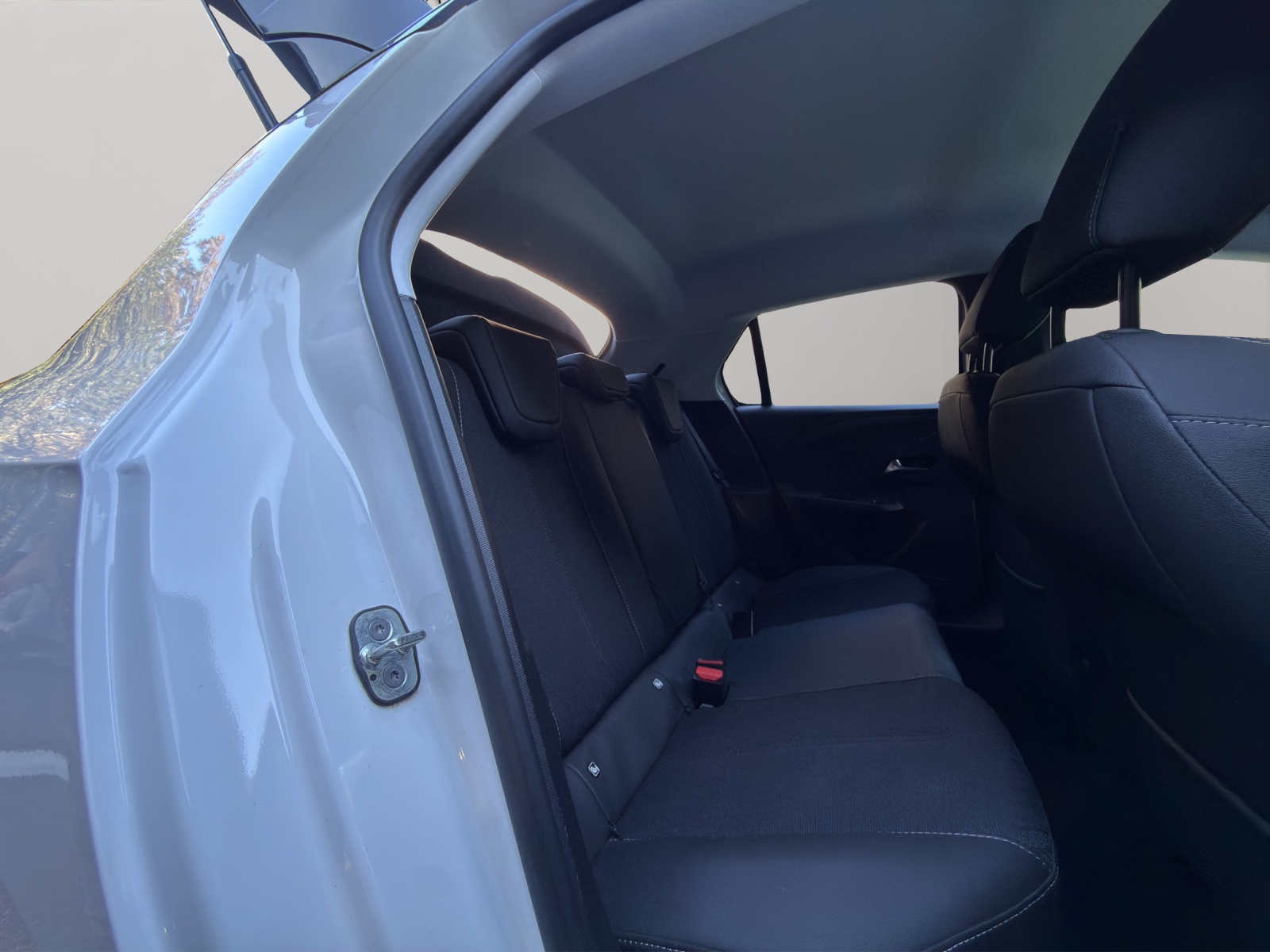 OPEL Corsa-e Elegance-image-20