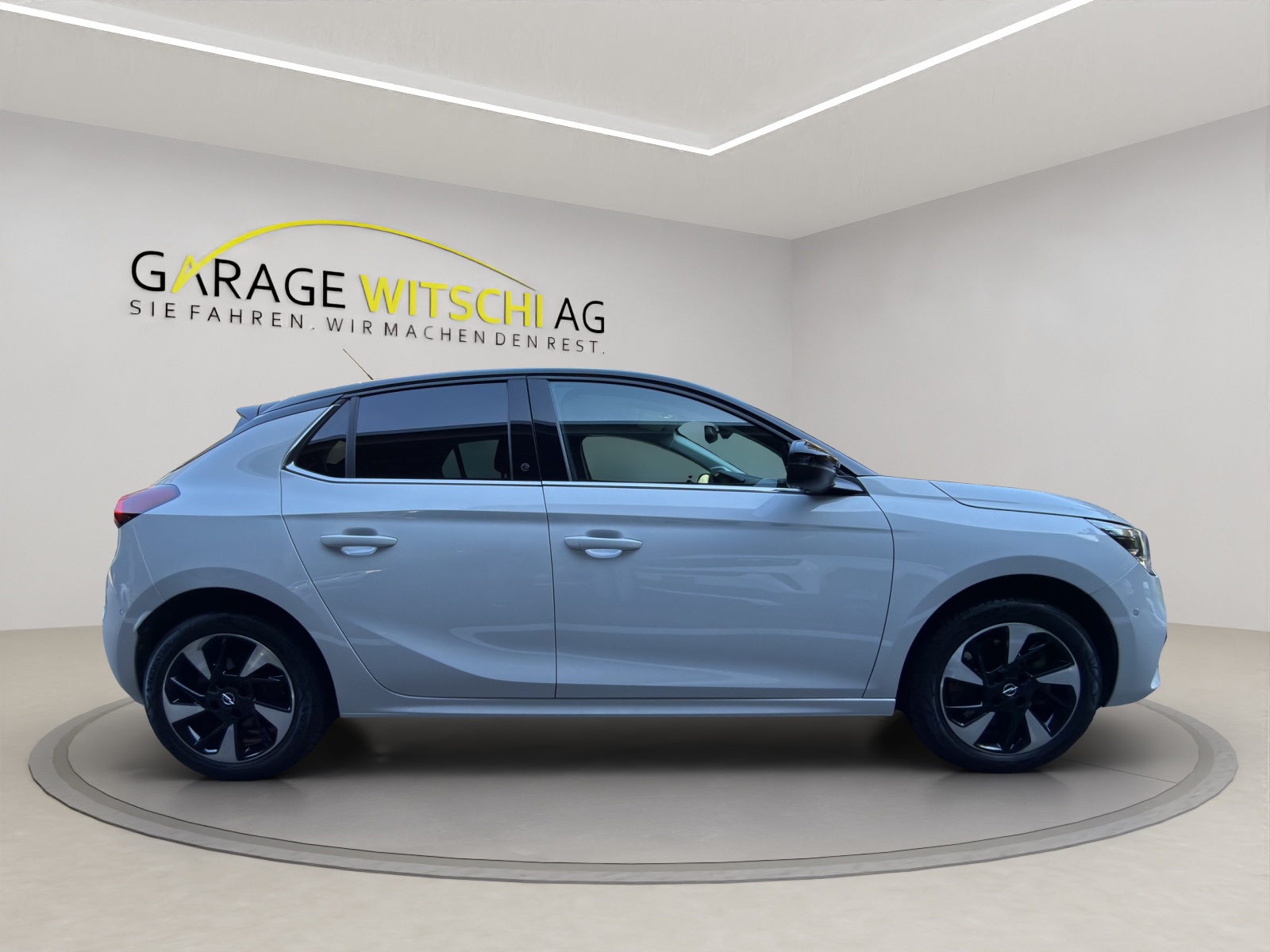 OPEL Corsa-e Elegance-image-5