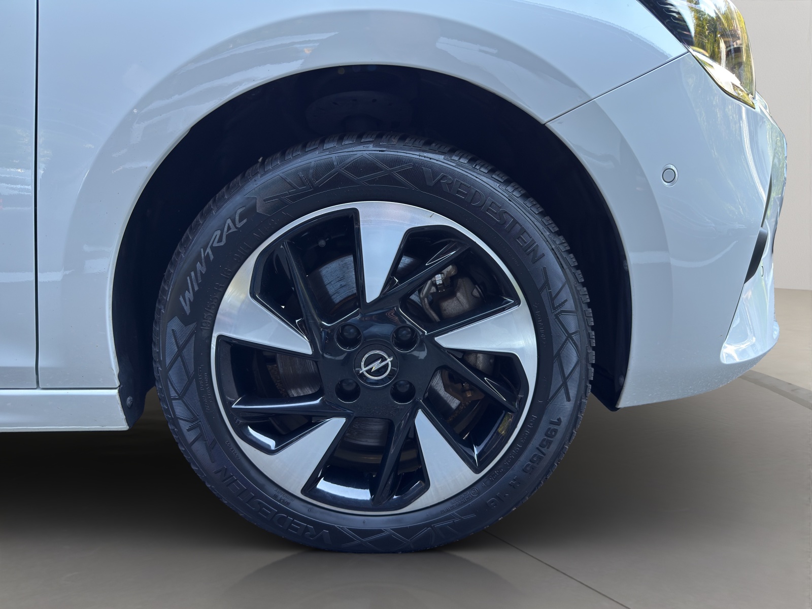 OPEL Corsa-e Elegance-image-25
