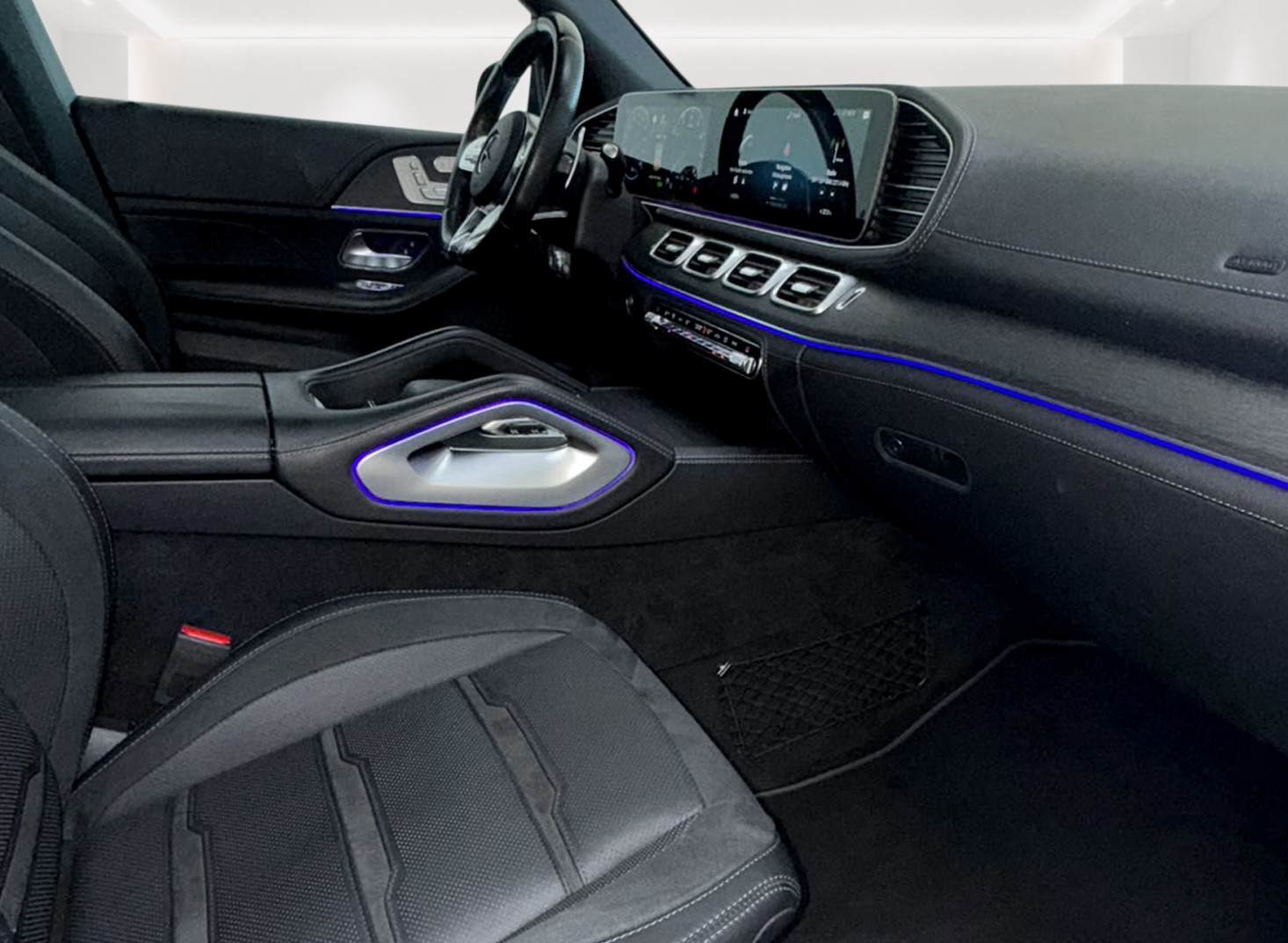MERCEDES-BENZ GLE 53 AMG 4Matic+ 9G-Speedshift / Frisch ab Service inkl. Garantie-image-13