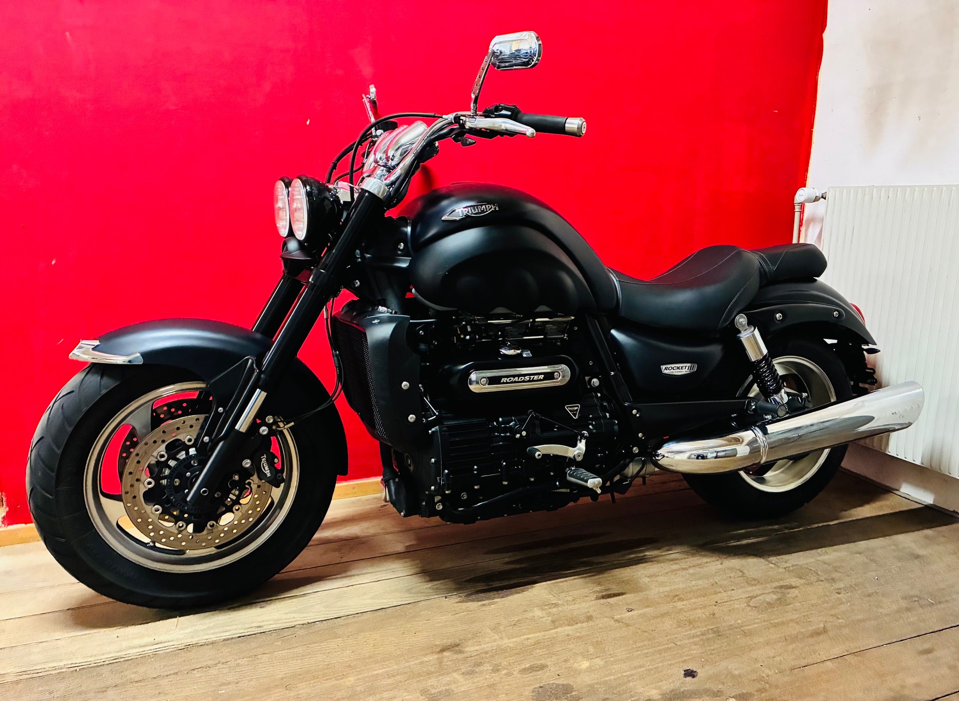 TRIUMPH Rocket III Roadster ABS-showroom-element-3