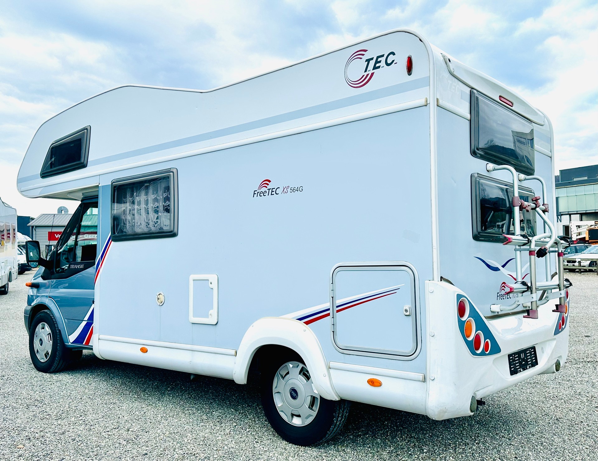 FORD 2.2TDCi 140PS TEC *** ETAGENBETT/ Top Family Camper***-image-5