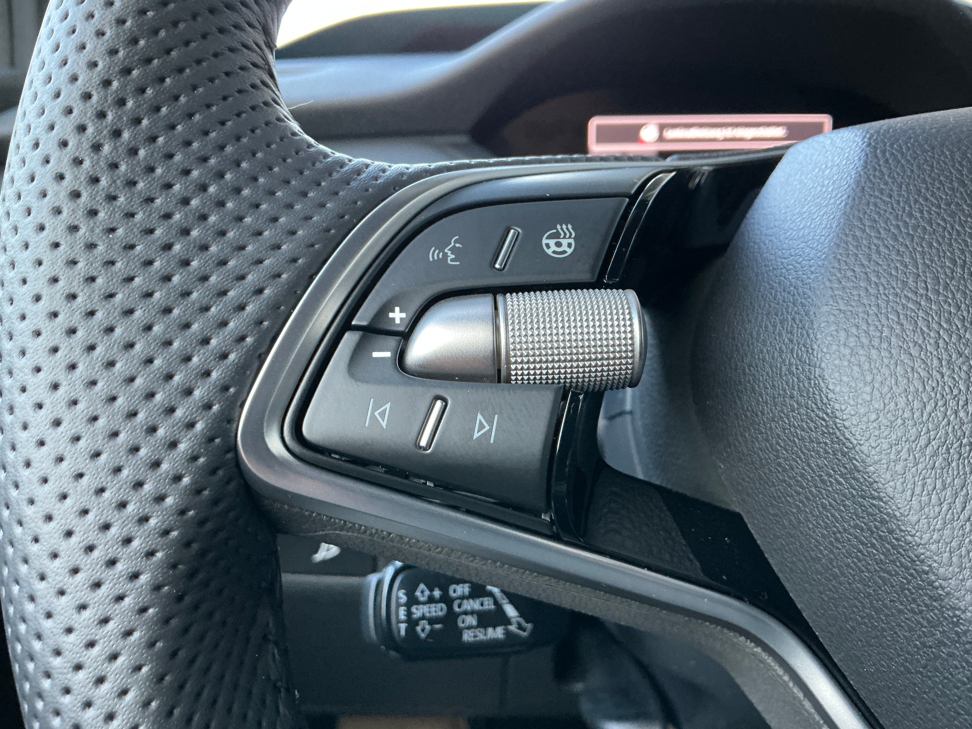 SKODA Elroq 85 SportLine 4x4-image-13