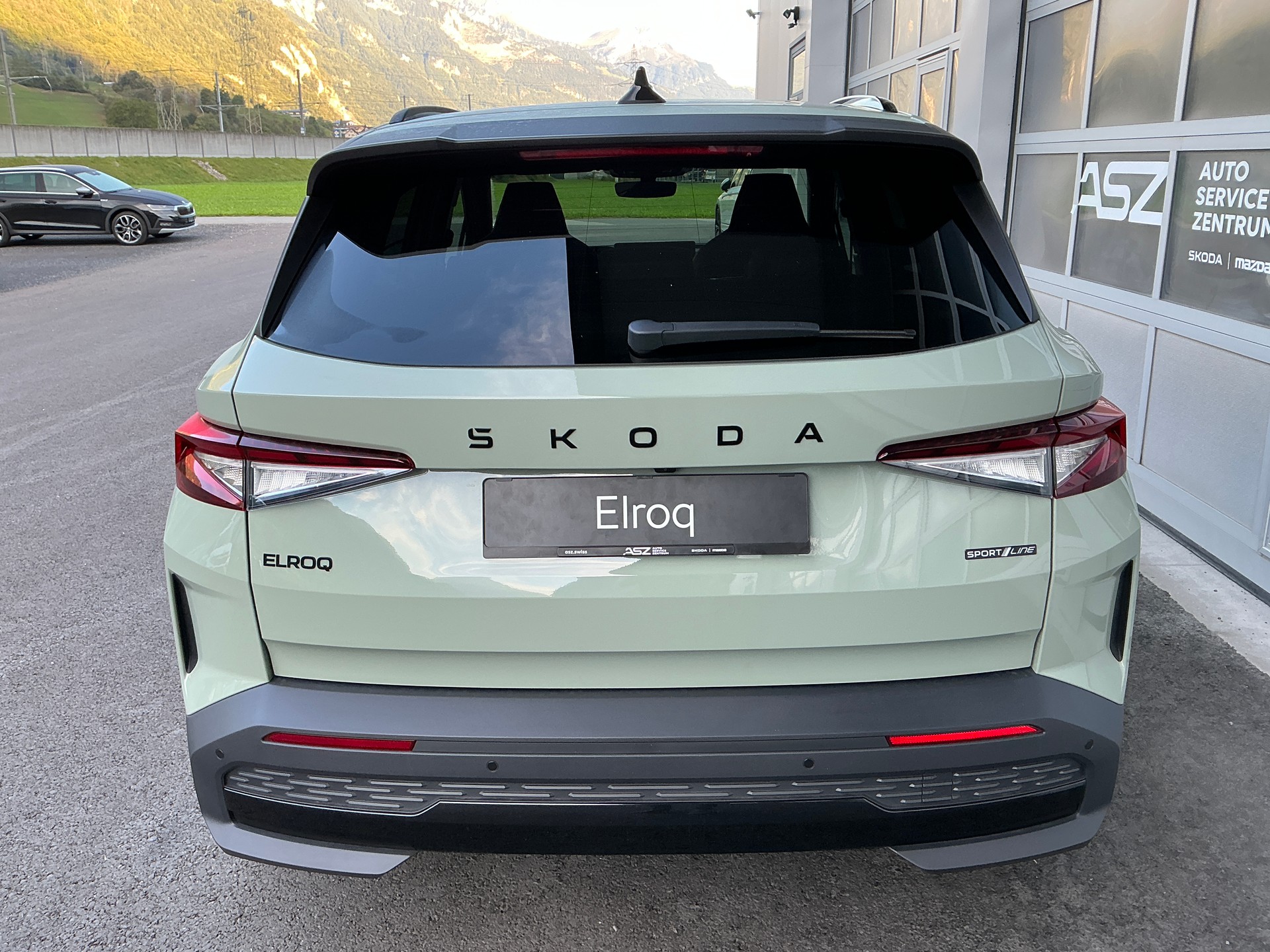 SKODA Elroq 85 SportLine 4x4-image-2