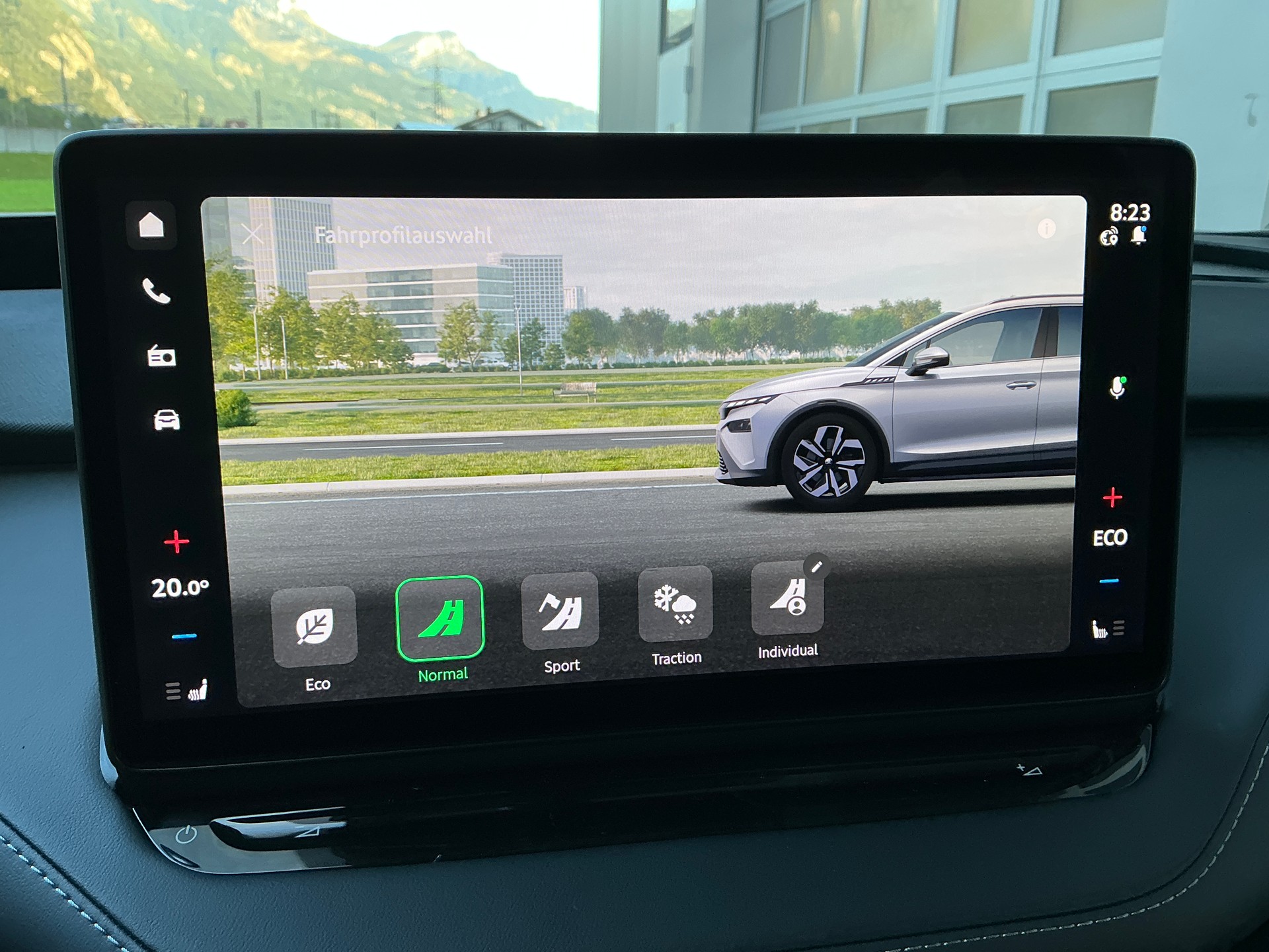 SKODA Elroq 85 SportLine 4x4-image-11