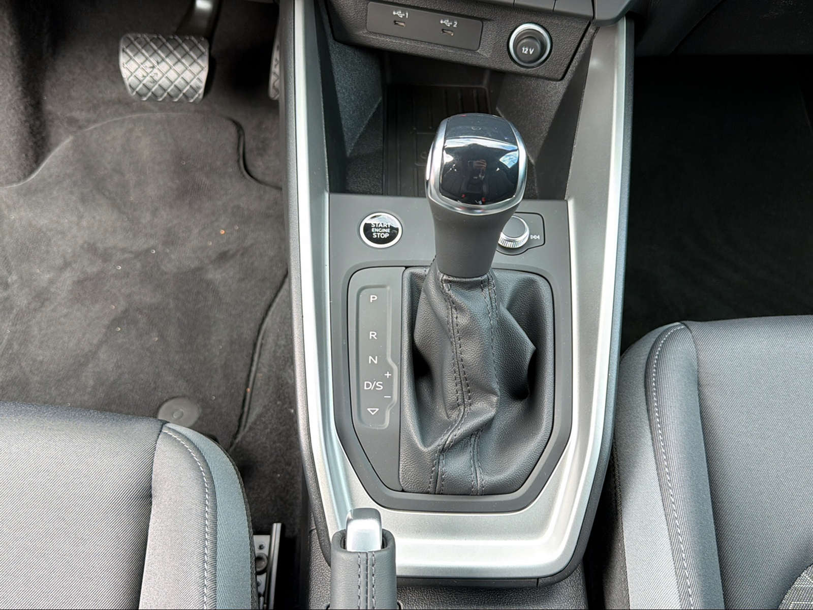 AUDI A1 Sportback 30 TFSI Attraction-image-11
