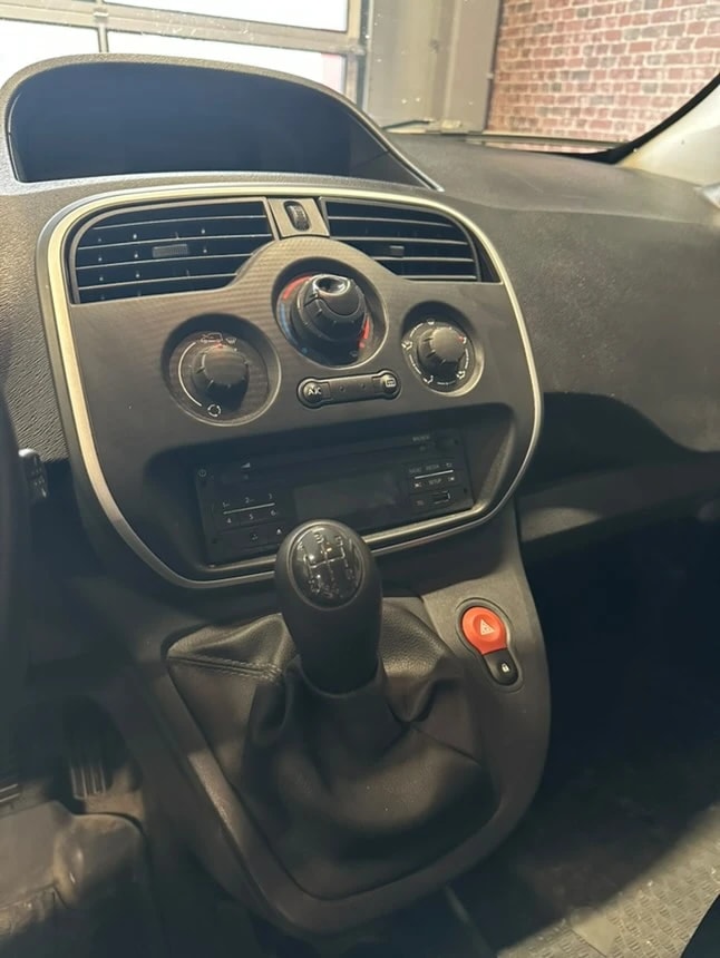 RENAULT Kangoo Medium dCi 90 ENERGY Business-image-10