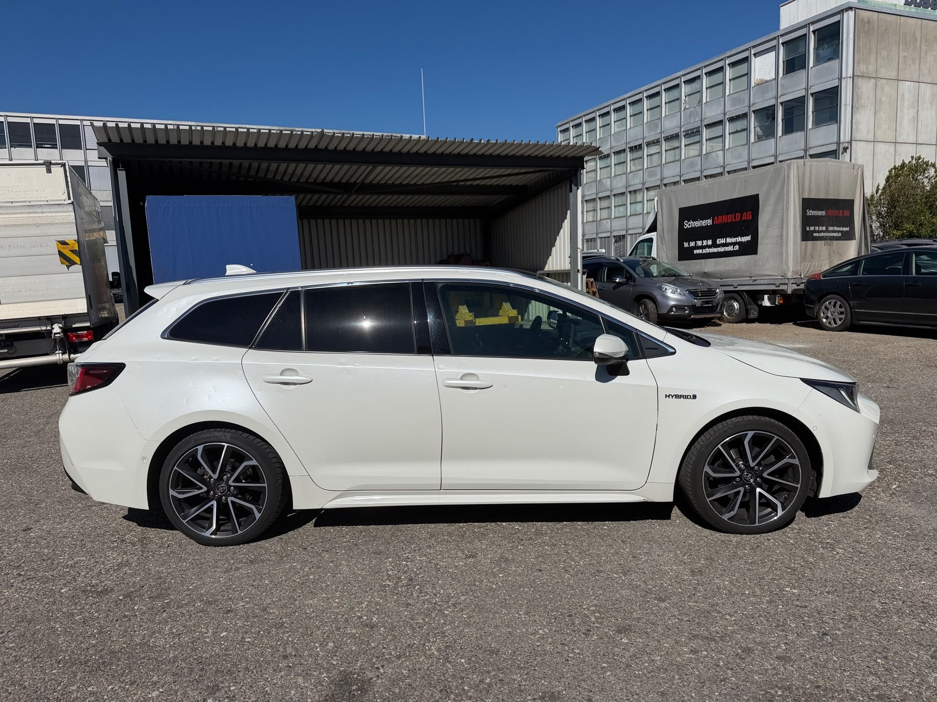 TOYOTA Corolla Touring Sports 2.0 HSD Trend e-CVT-image-4