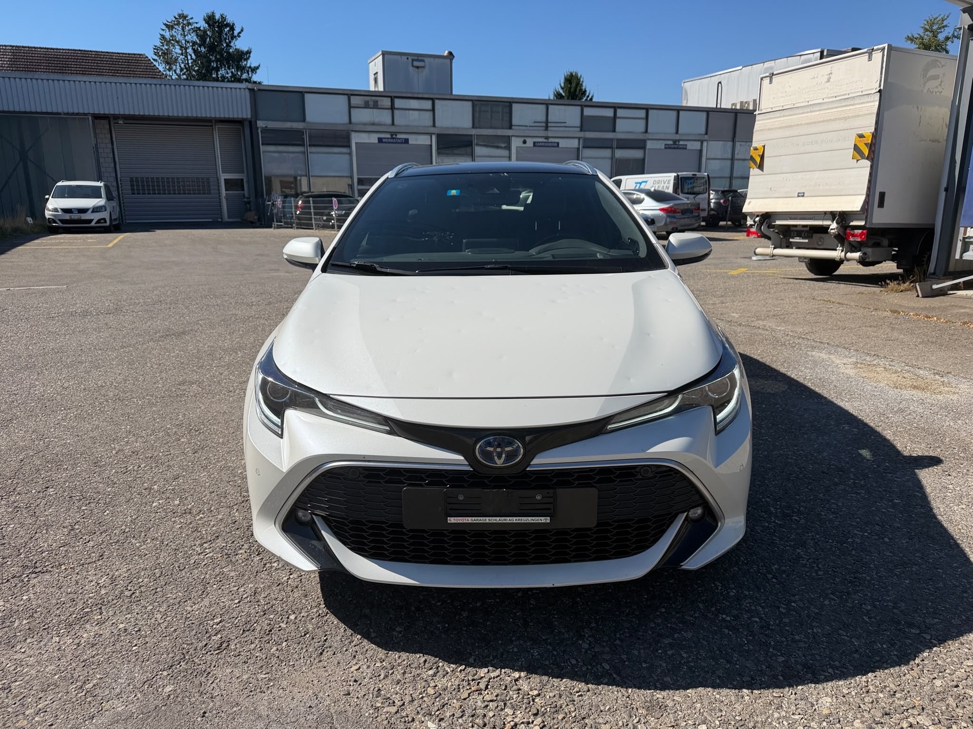 TOYOTA Corolla Touring Sports 2.0 HSD Trend e-CVT-image-2
