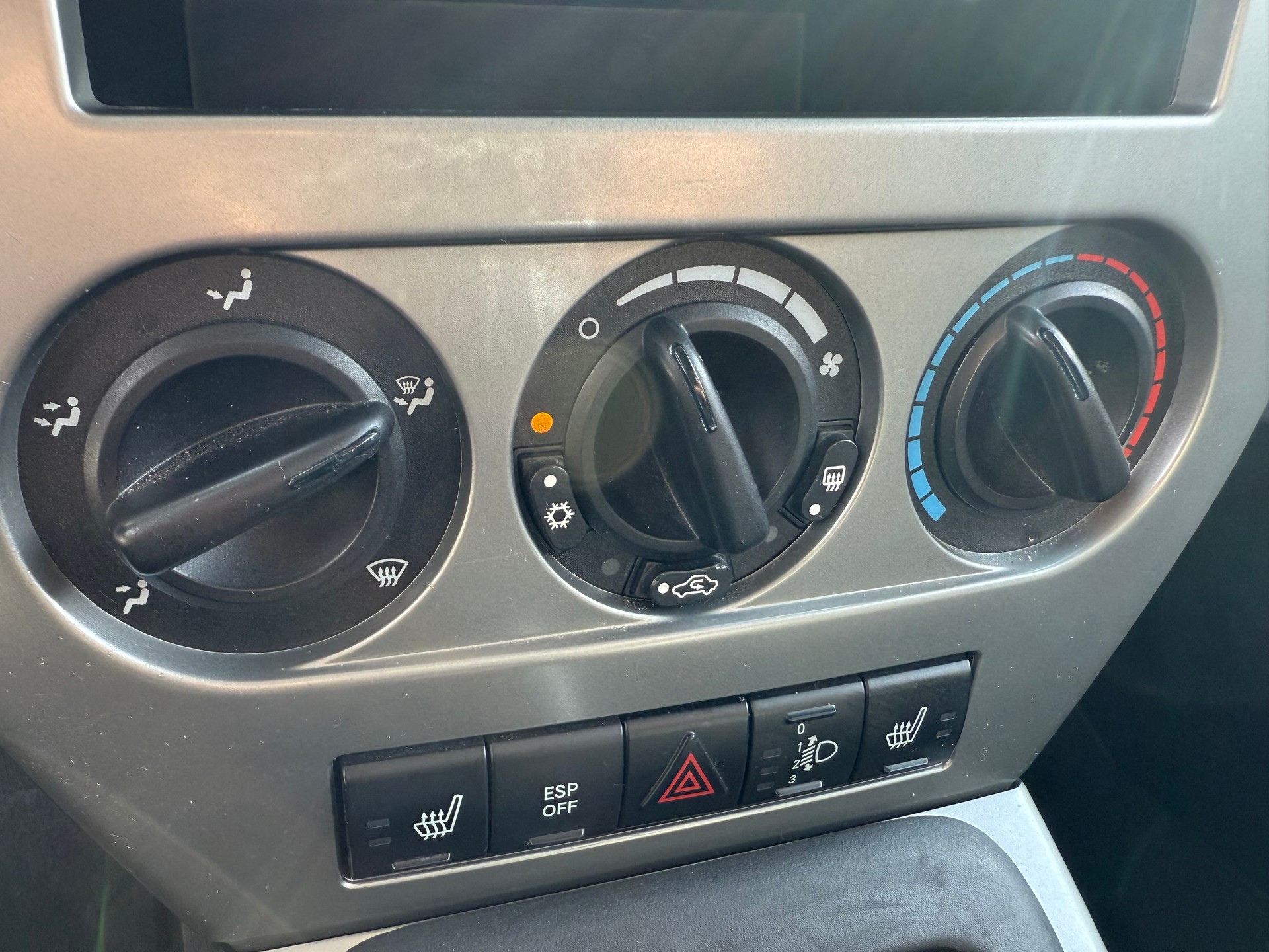 JEEP Compass 2.4 Limited-image-13