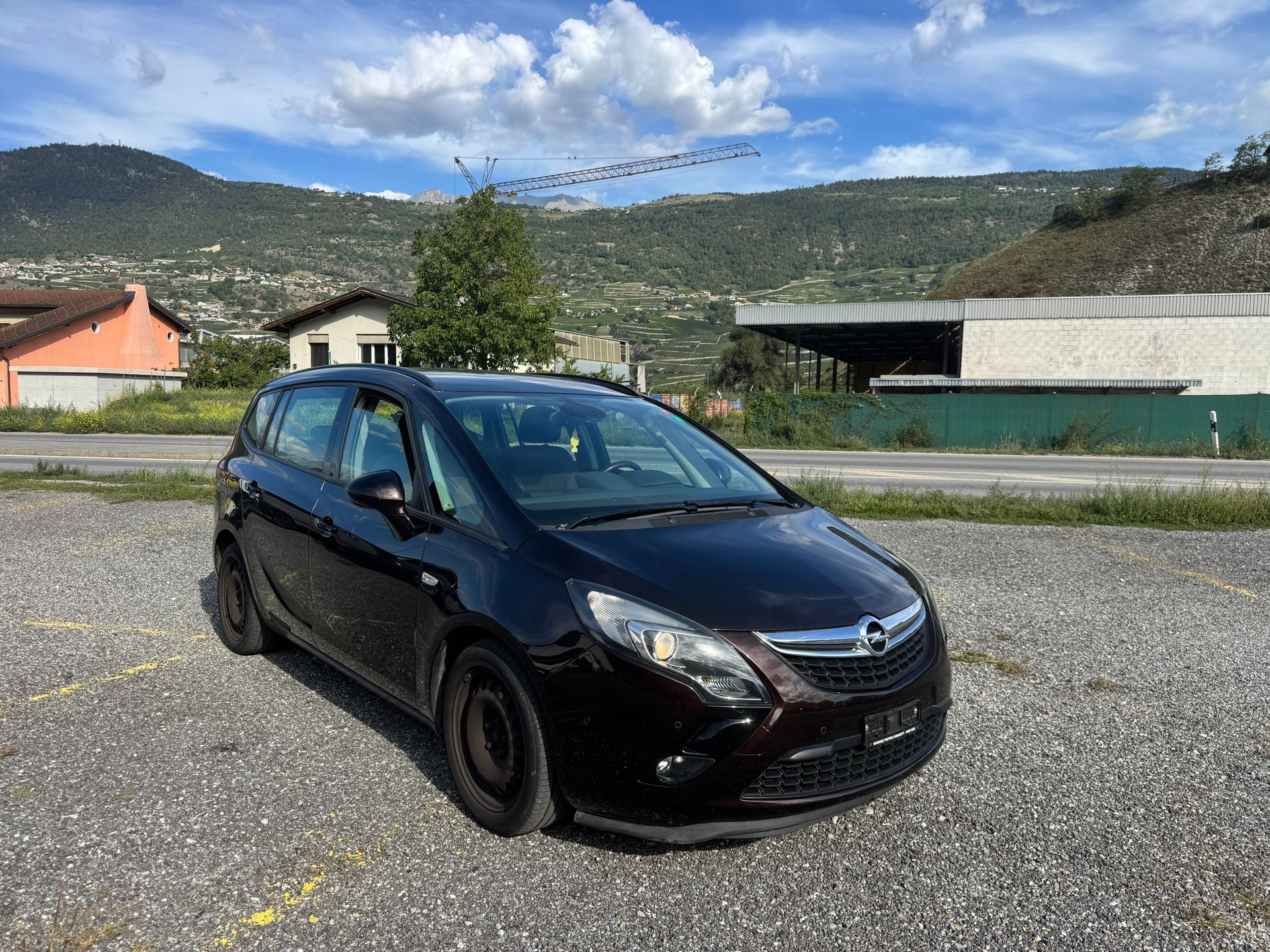 OPEL Zafira Tourer 1.4i 16V Active Edition-image-11