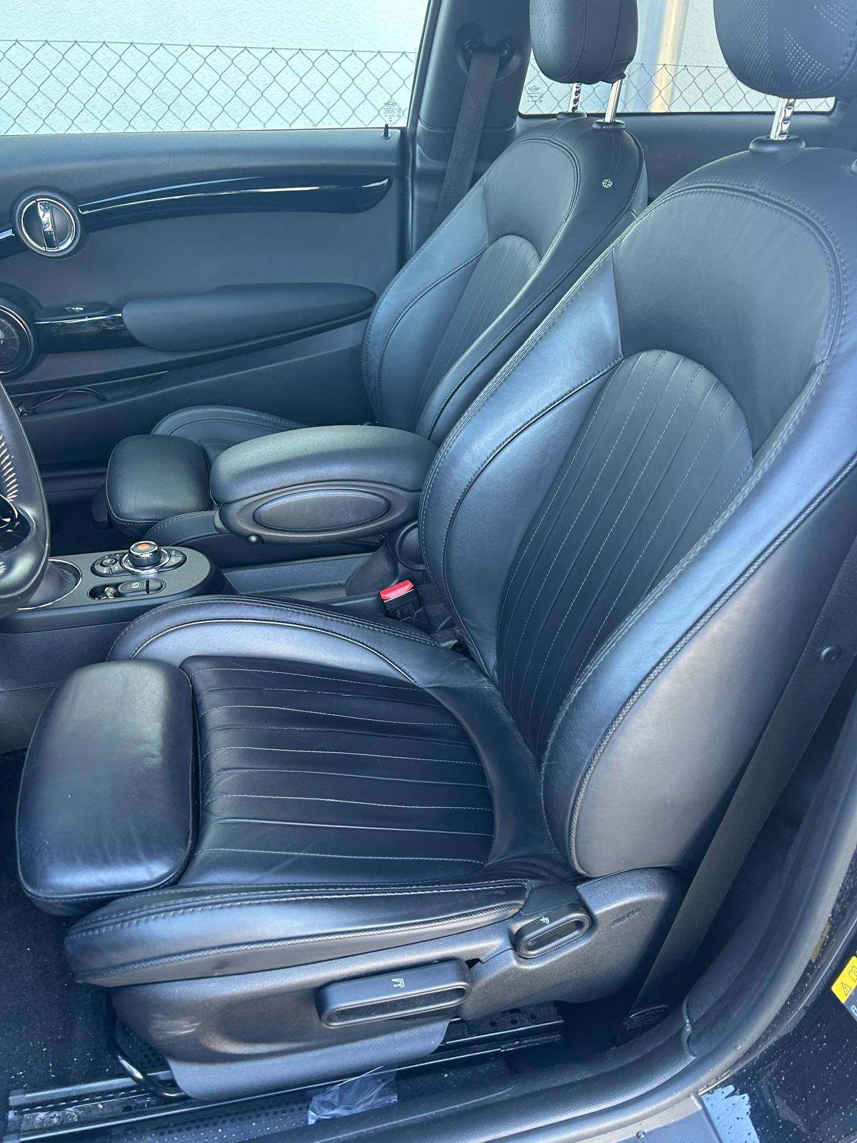 MINI Cooper SE-image-4