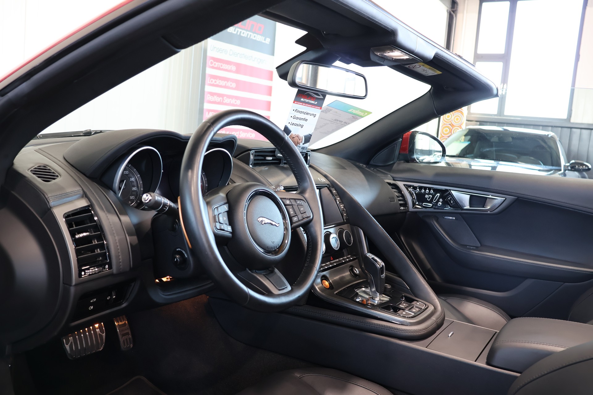 JAGUAR F-Type Convertible S 5.0 V8 S/C-image-10