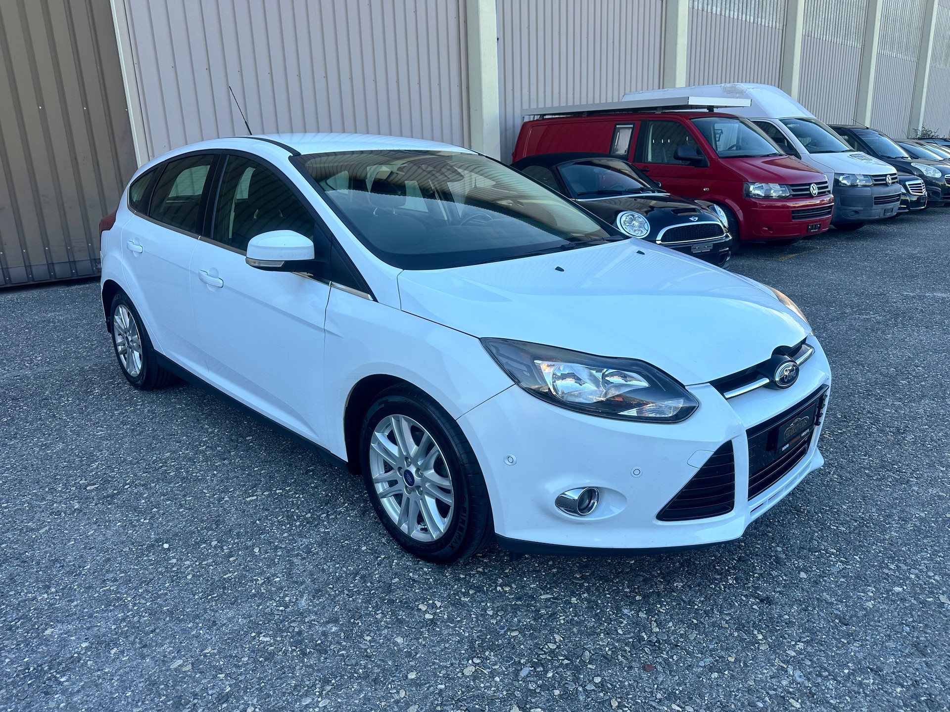 FORD Focus 1.0 SCTi Carving-image-1