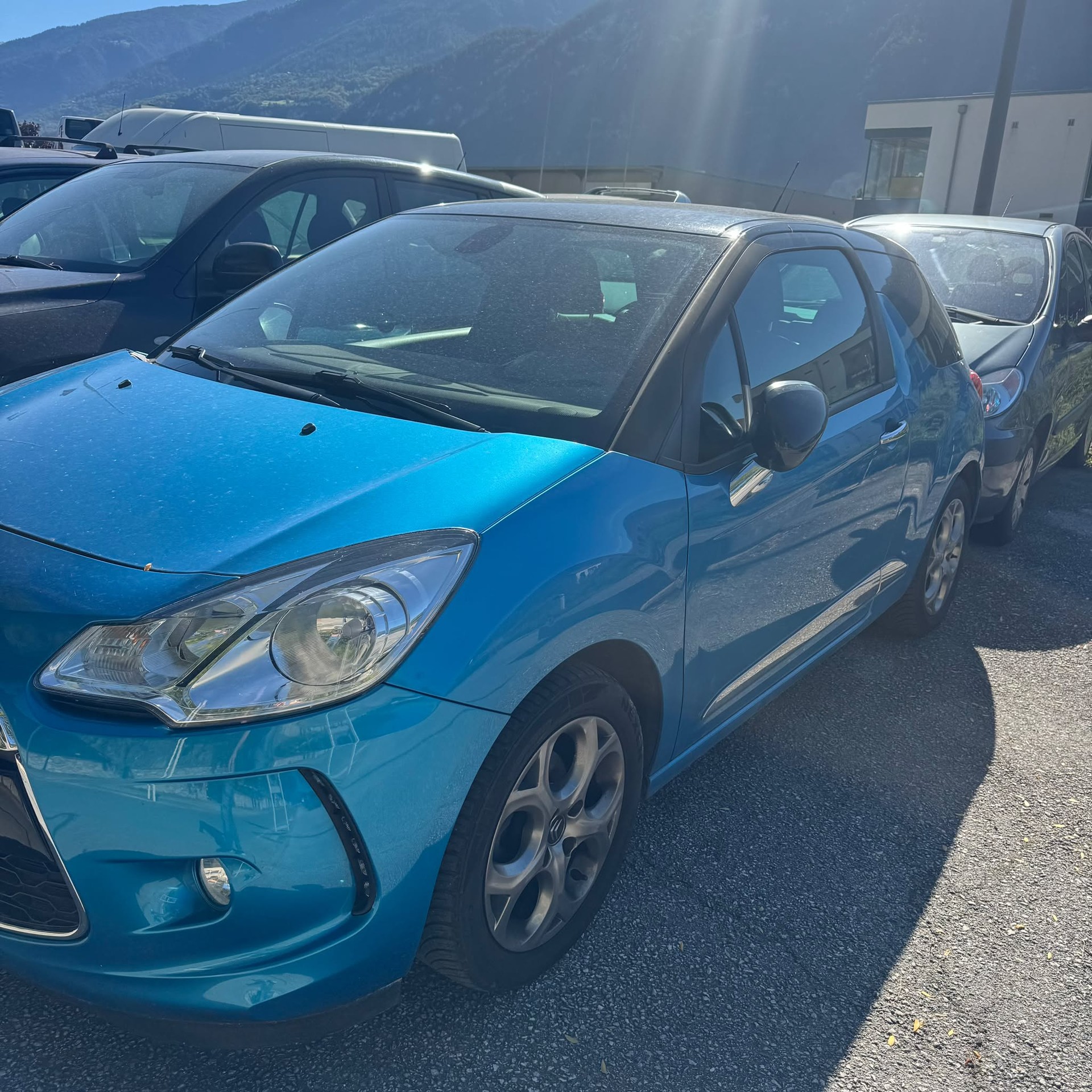 DS AUTOMOBILES DS3 1.2 VTi SO Chic-image-1