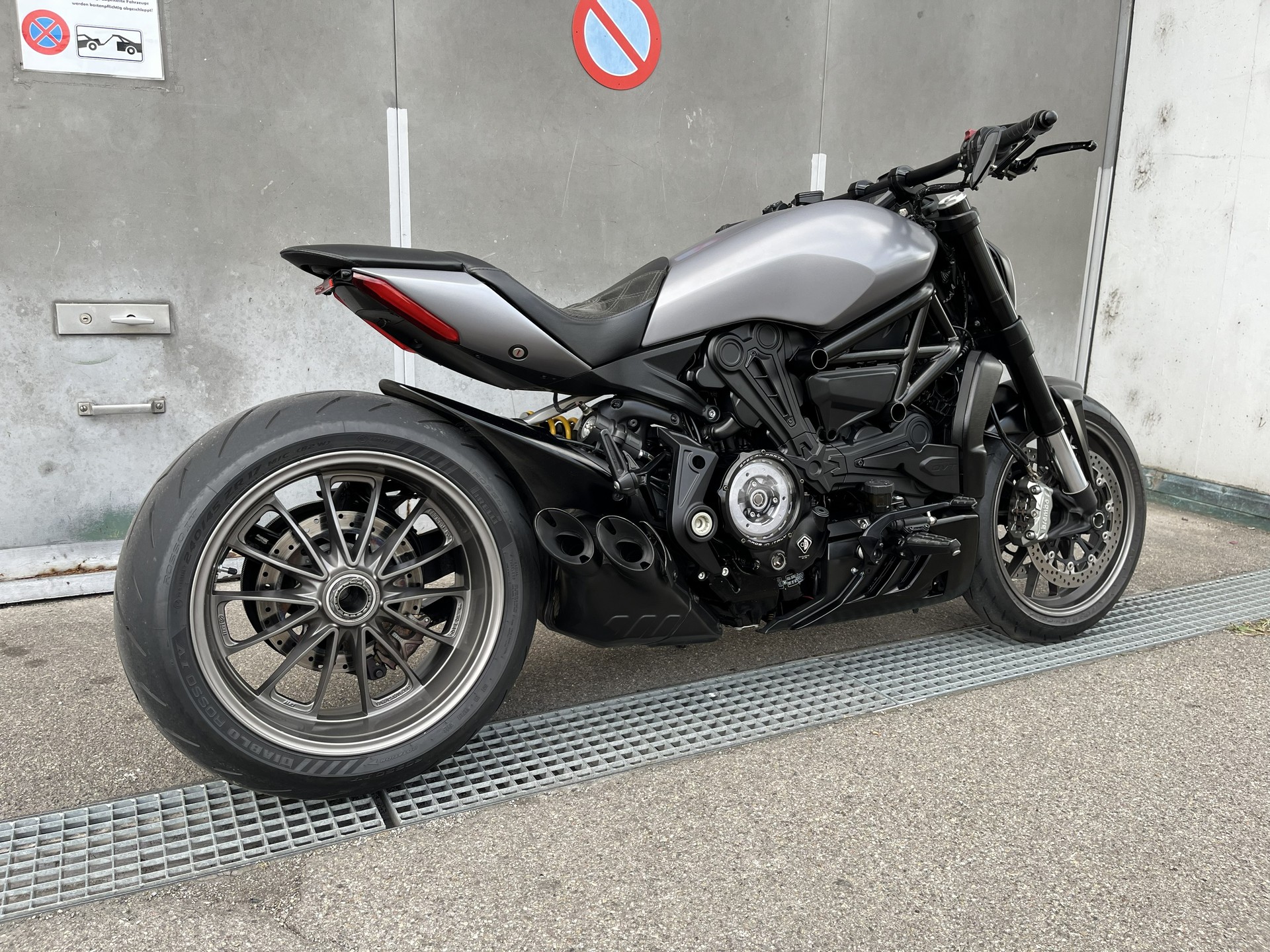 DUCATI XDiavel 1260-image-1