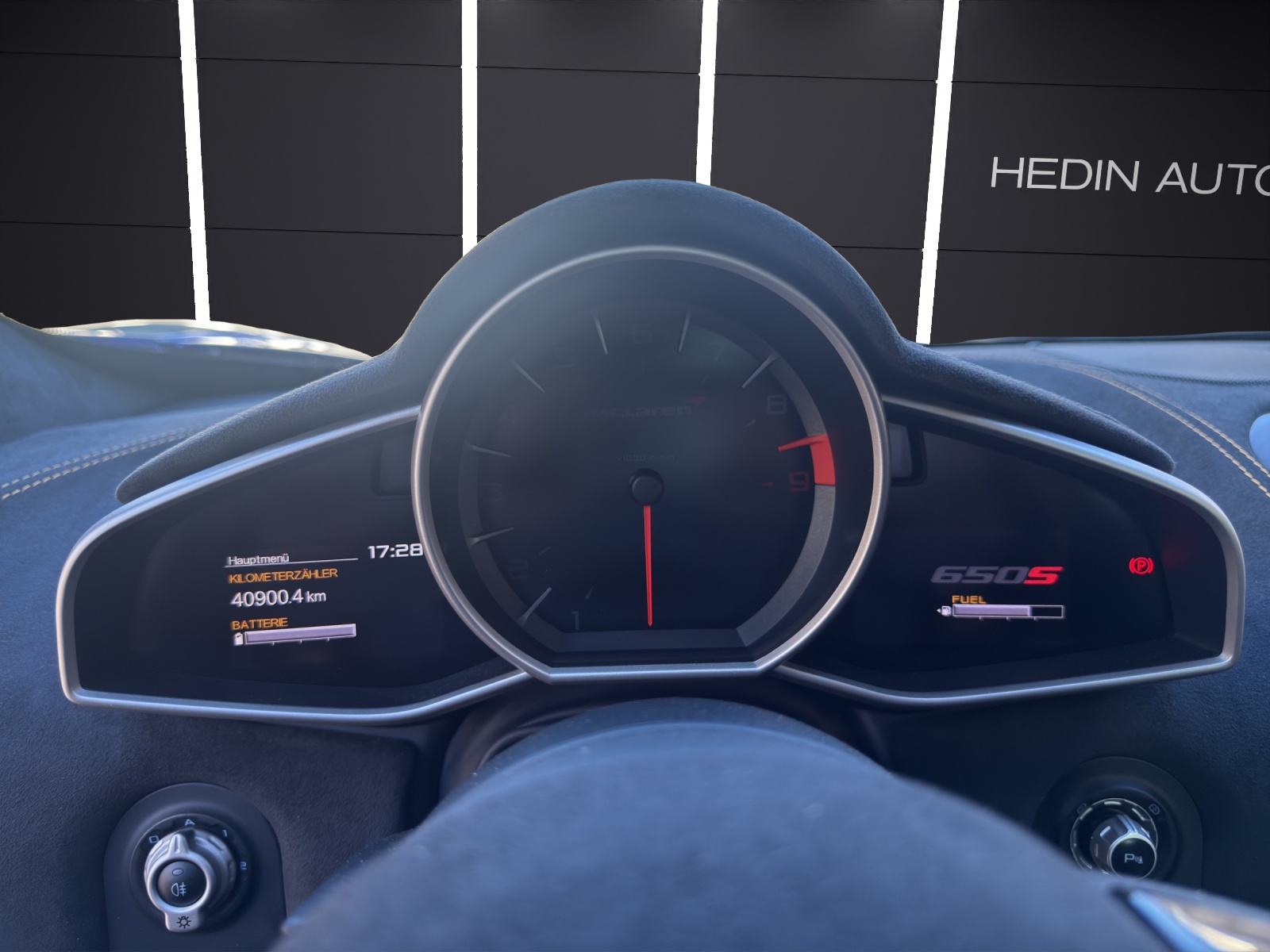 McLAREN 650S Coupé 3.8 V8 SSG-image-14