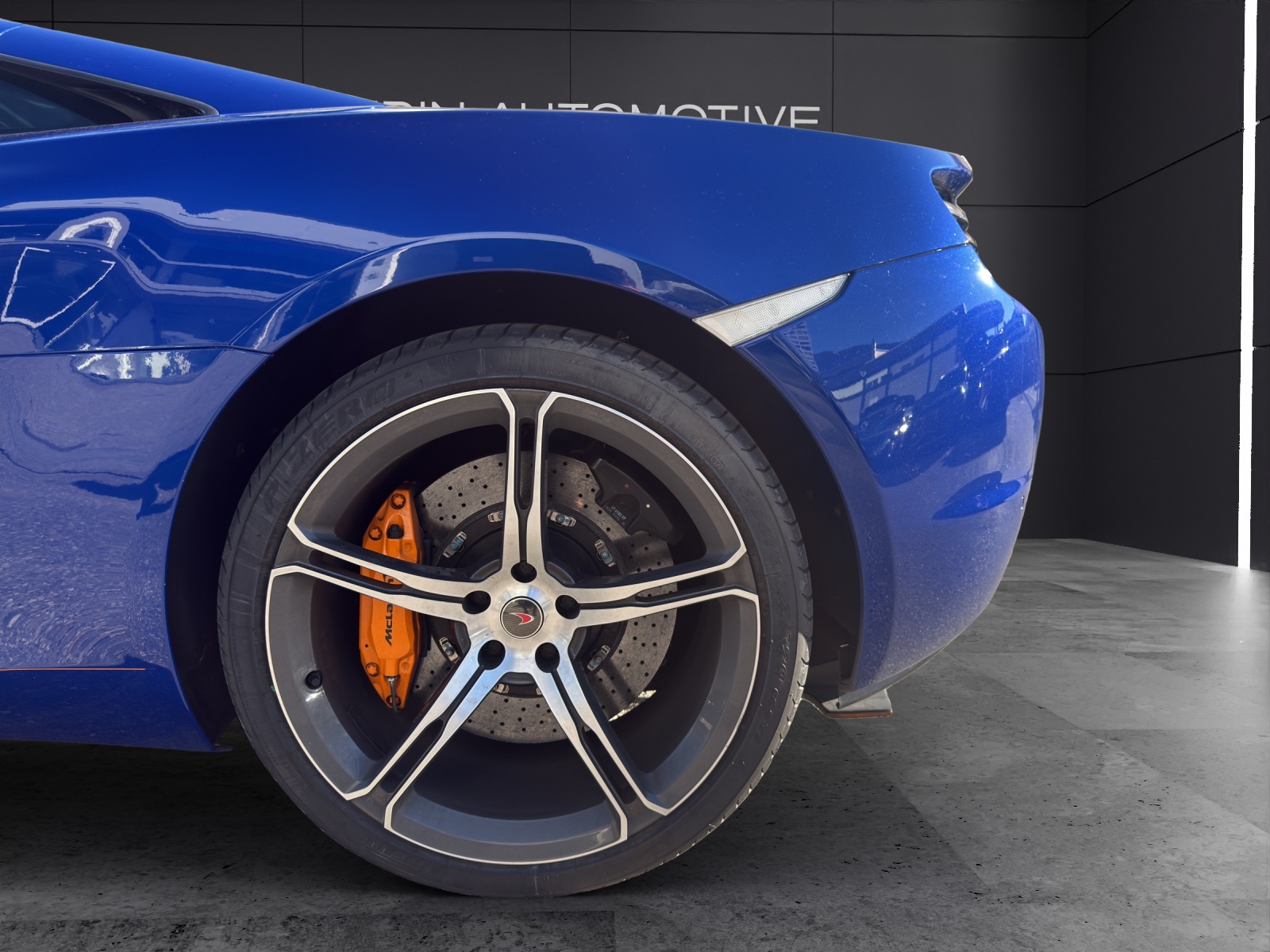 McLAREN 650S Coupé 3.8 V8 SSG-image-9