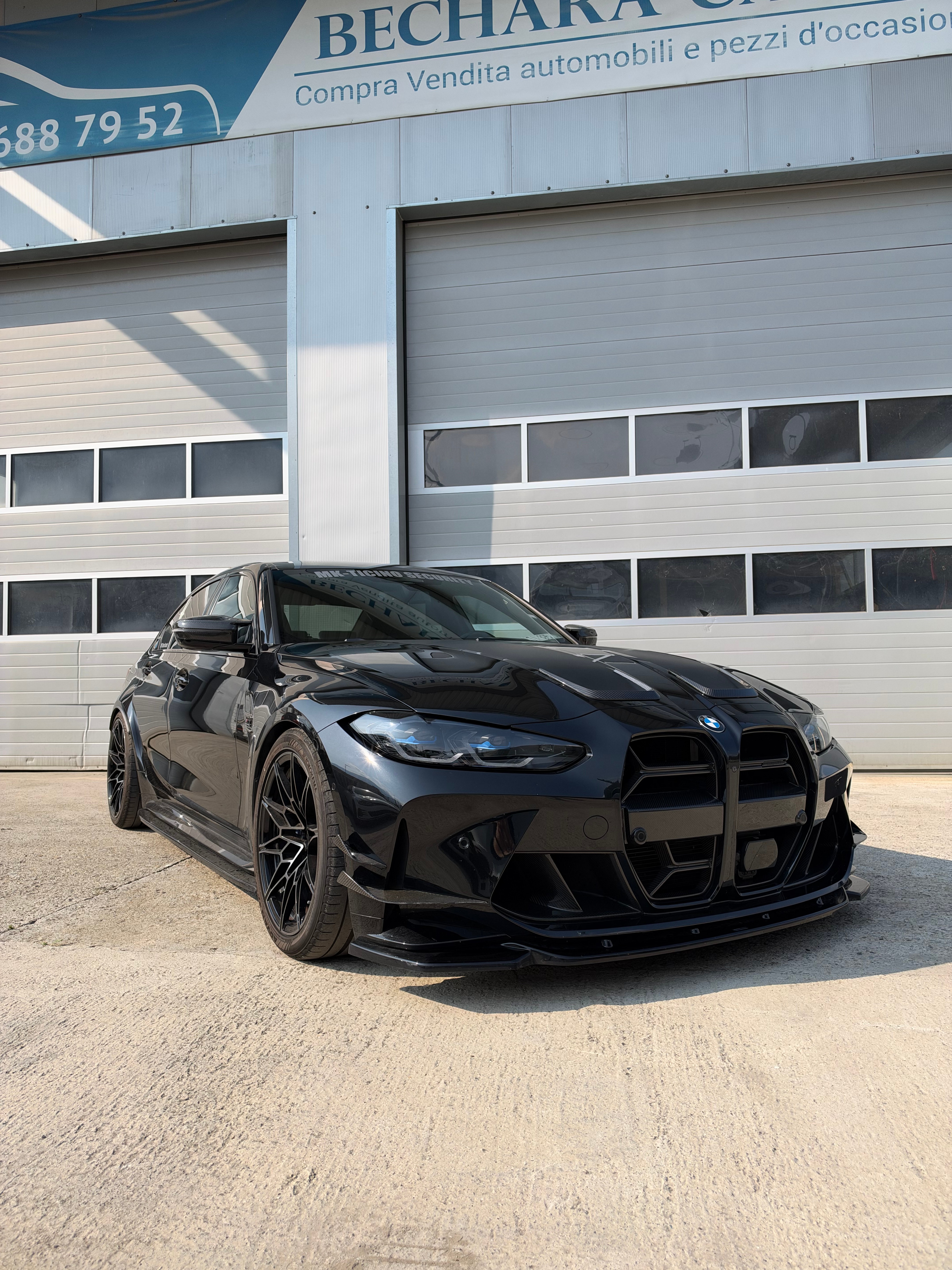 Car photo