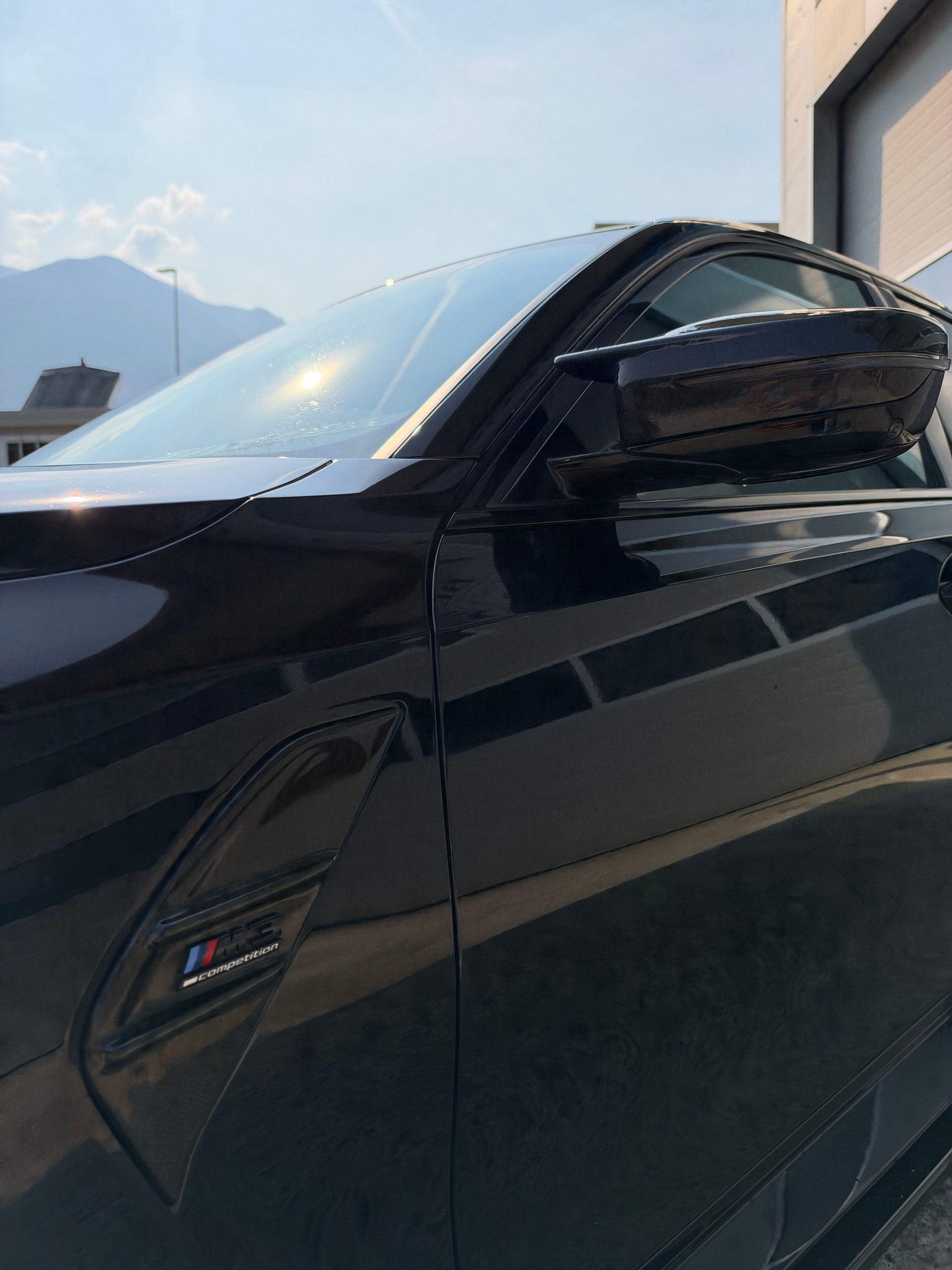BMW M3 Competition M xDrive-image-4