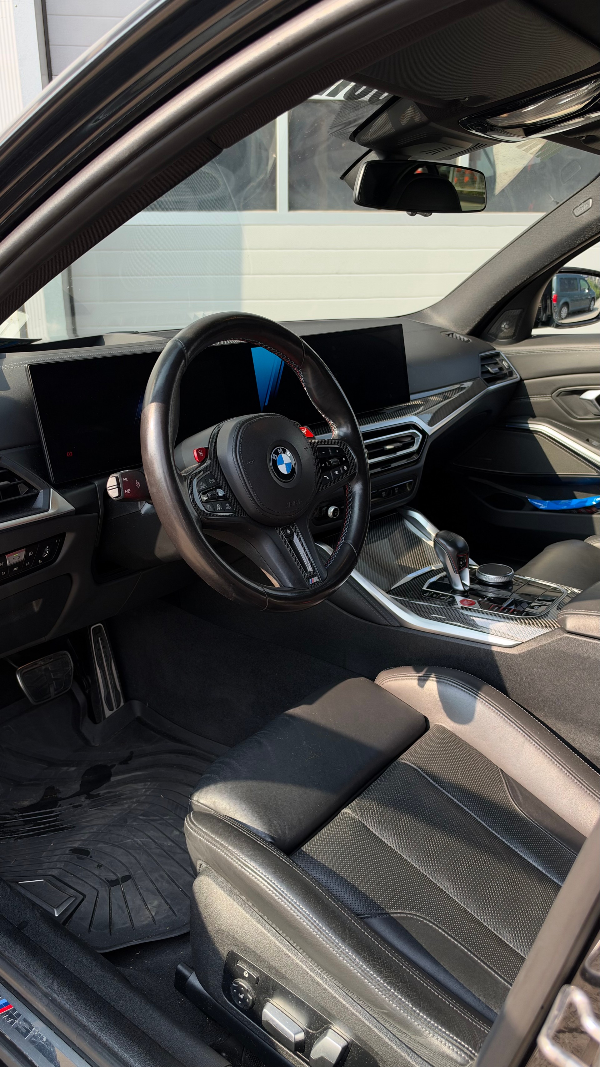 BMW M3 Competition M xDrive-image-10