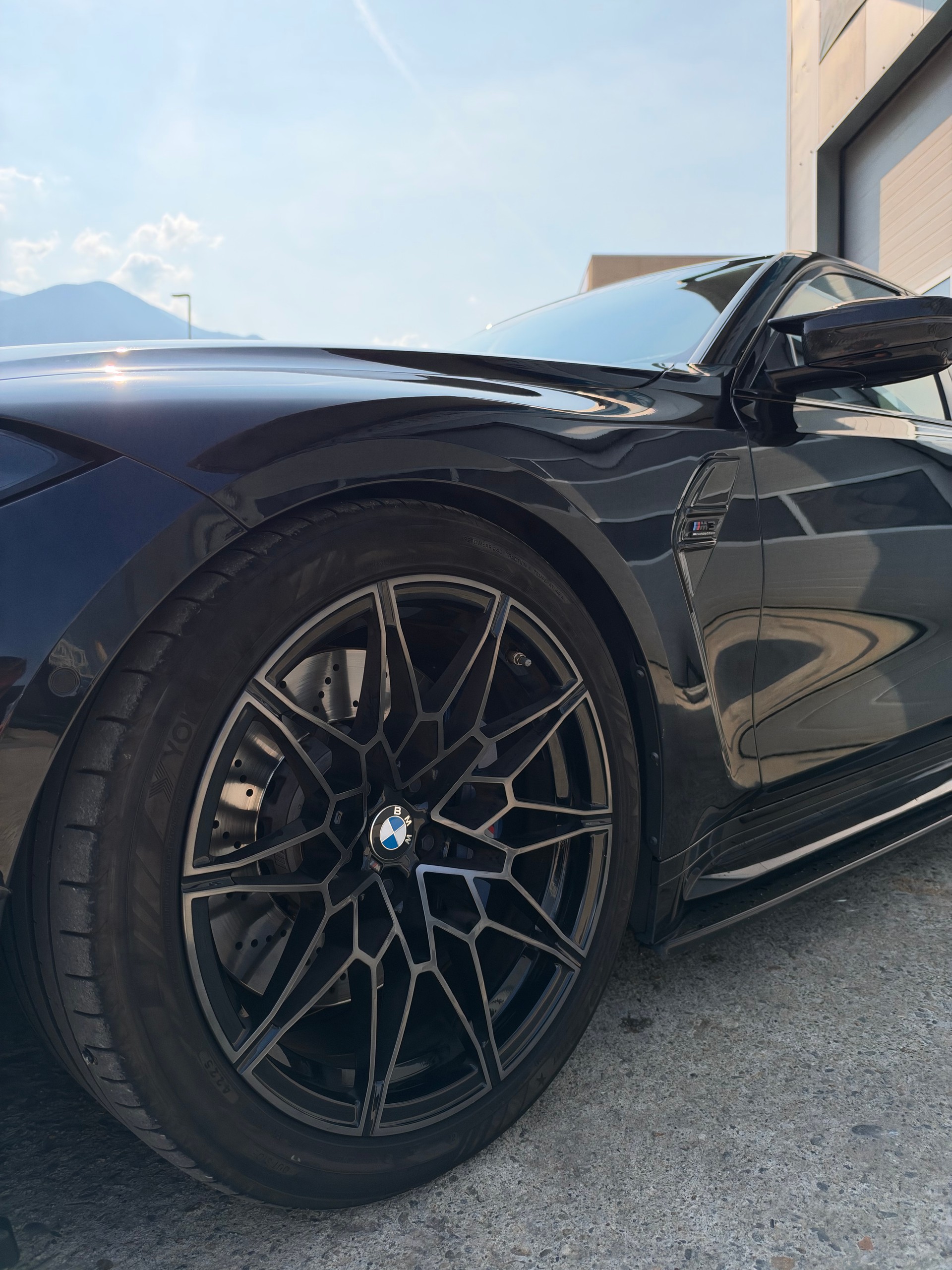BMW M3 Competition M xDrive-image-3