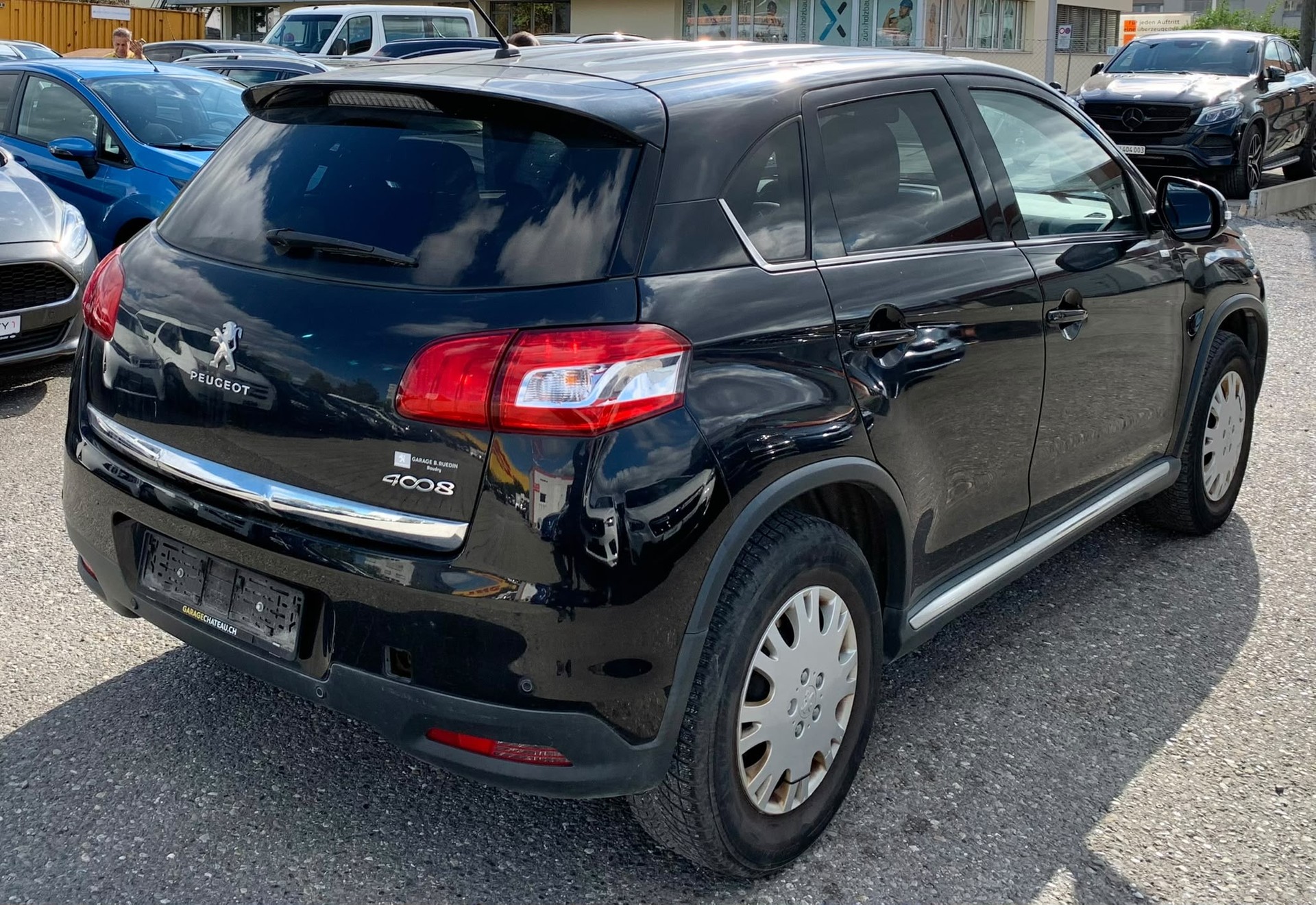 PEUGEOT 4008 1.6 HDi Allure 4WD (Klimatronik * Radio USB * Multilenkrad * Leder/Stoff * Sensoren * Navigation * Xenon * BO5)-image-6