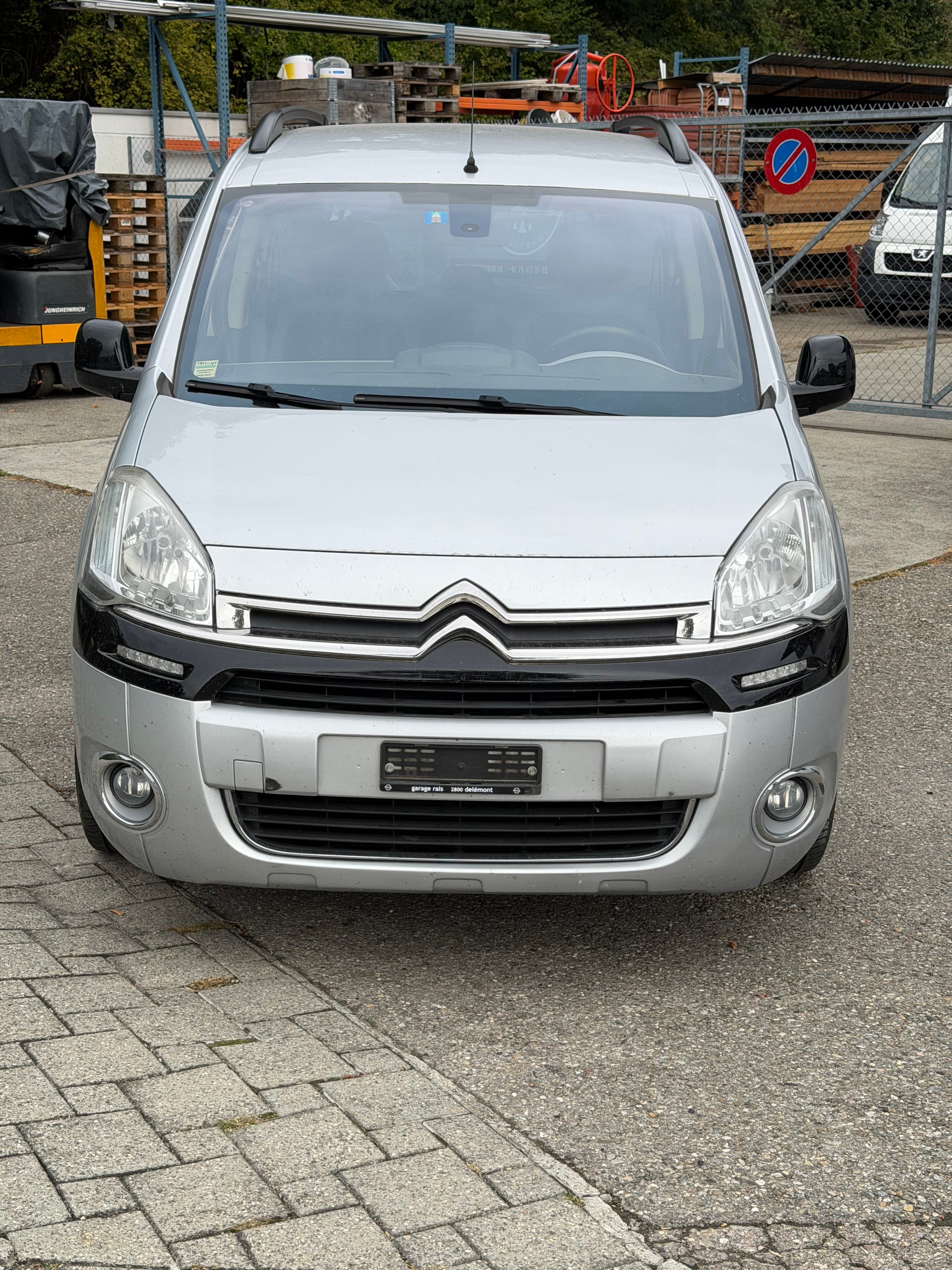 CITROEN Berlingo 1.6 16V XTR-image-8