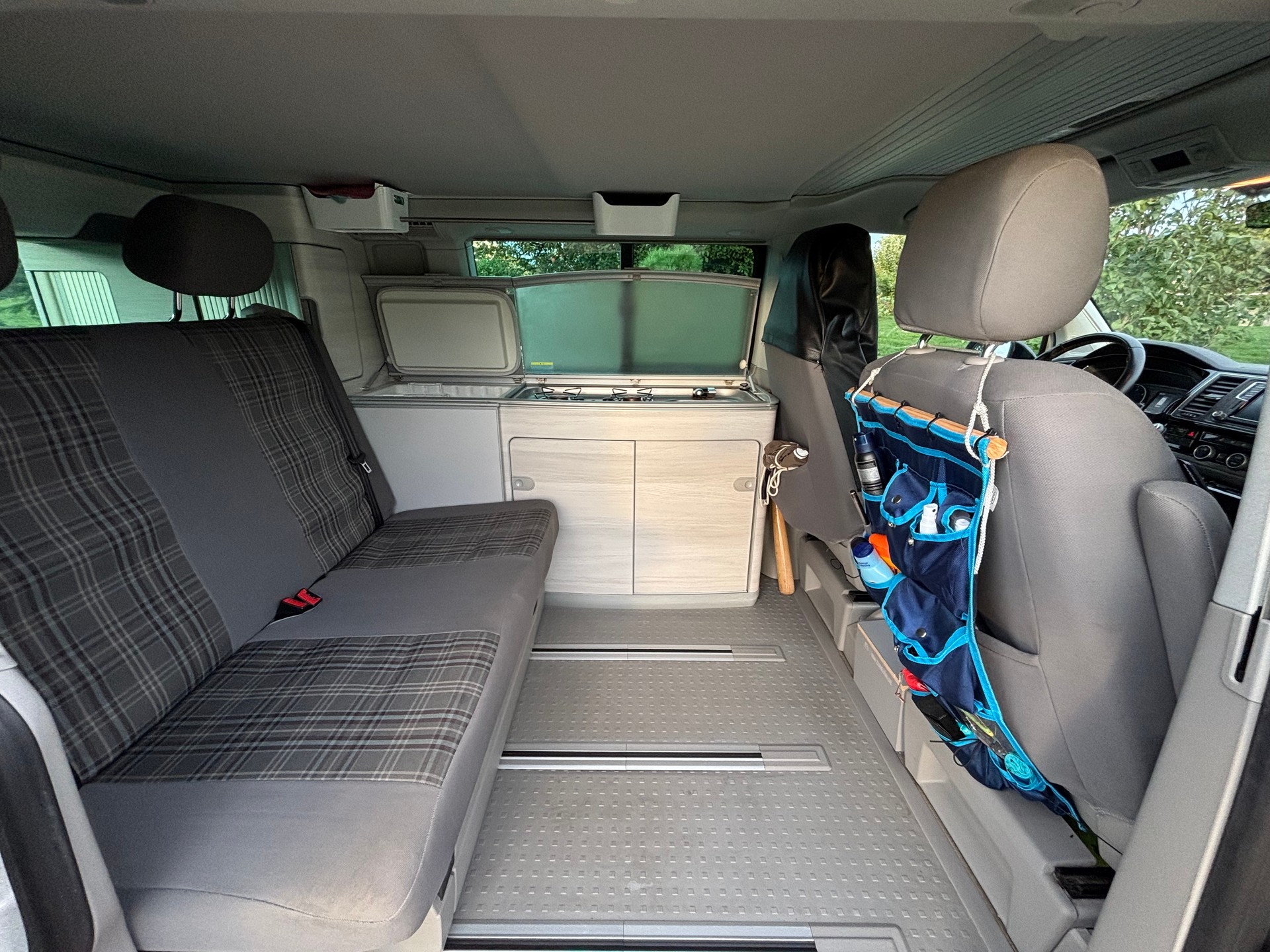 VW 2.0 TDI California Ocean Edition-image-4