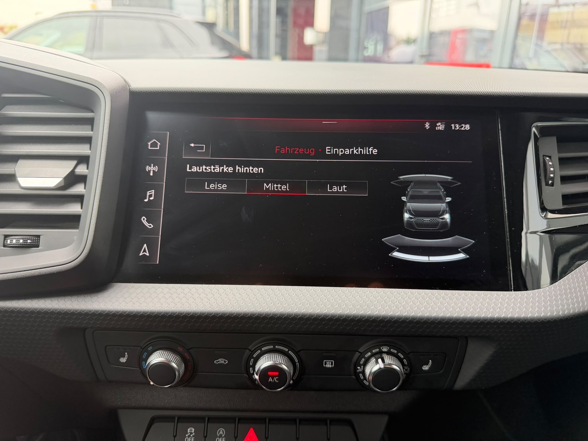 AUDI A1 Sportback 30 TFSI S-tronic-image-11