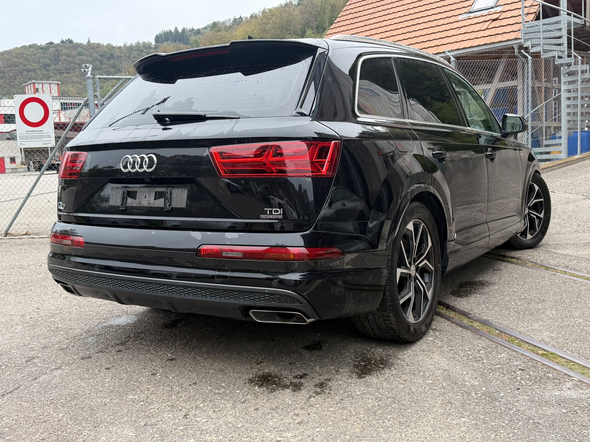 Car photo