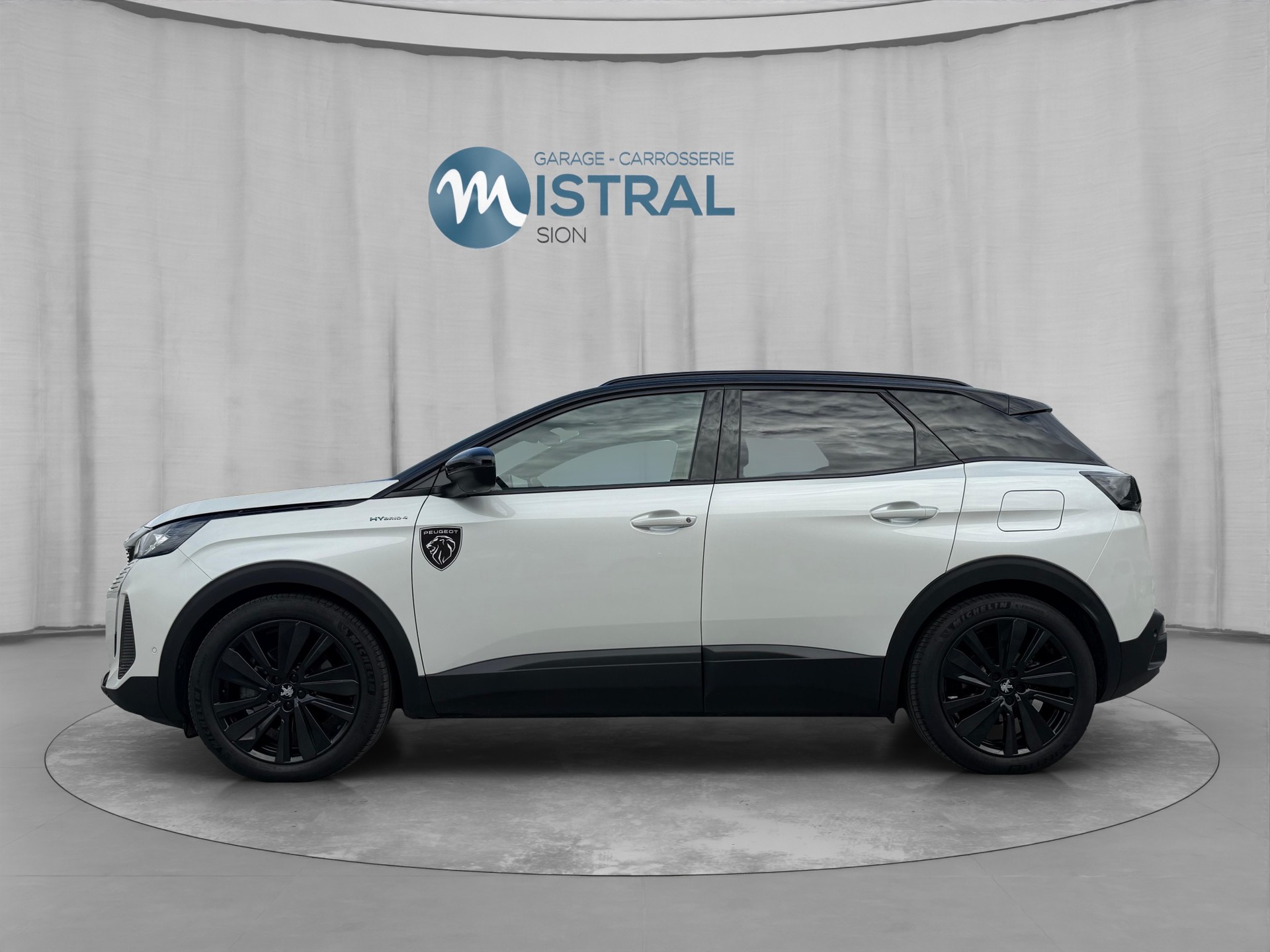 PEUGEOT 3008 300e Hybrid4 GT Pack EAT8-image-1