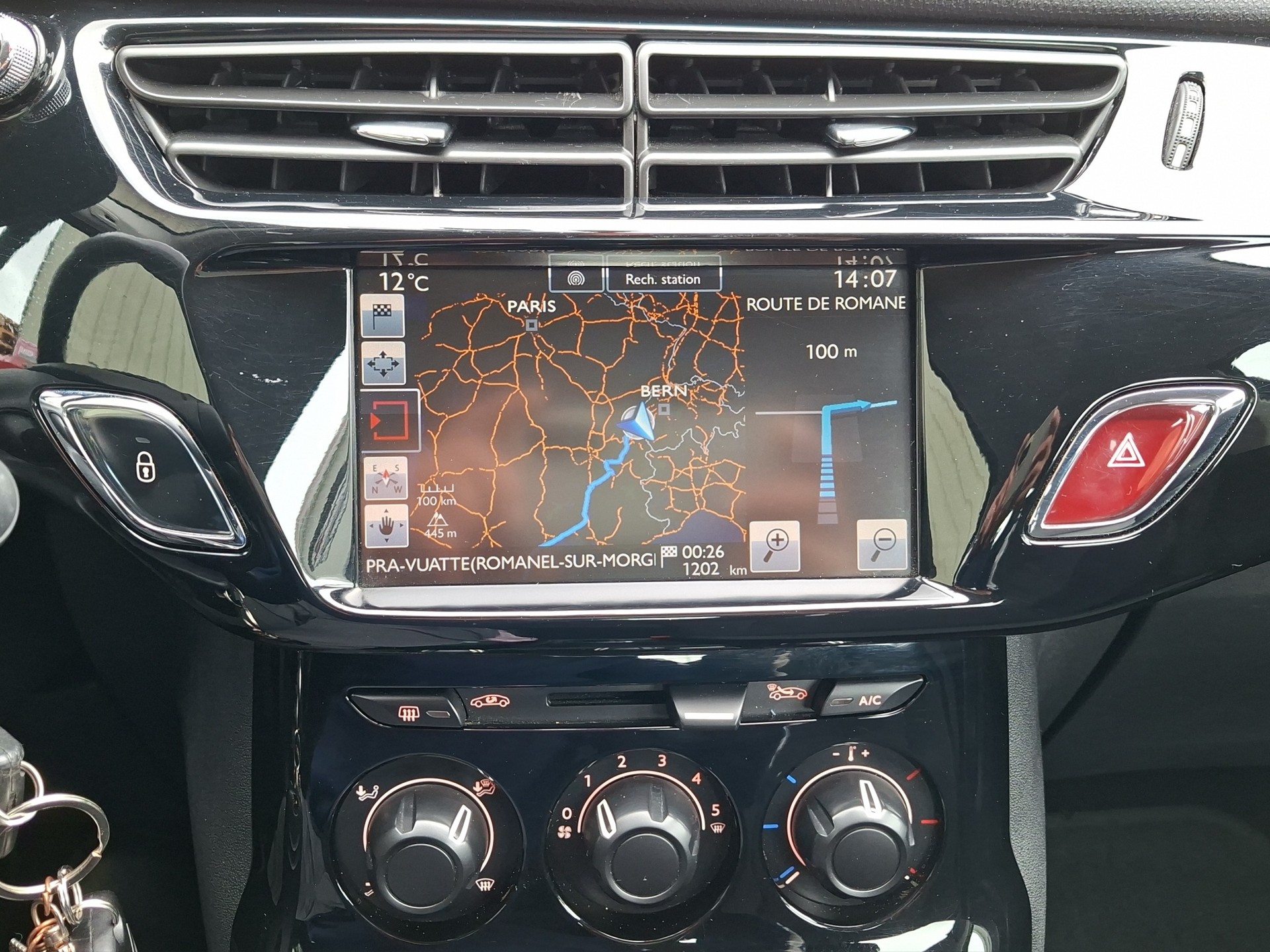 CITROEN C3 1.2i Exclusive-image-22
