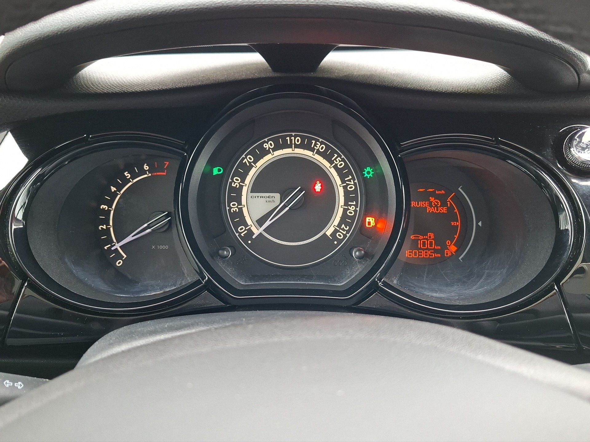 CITROEN C3 1.2i Exclusive-image-10