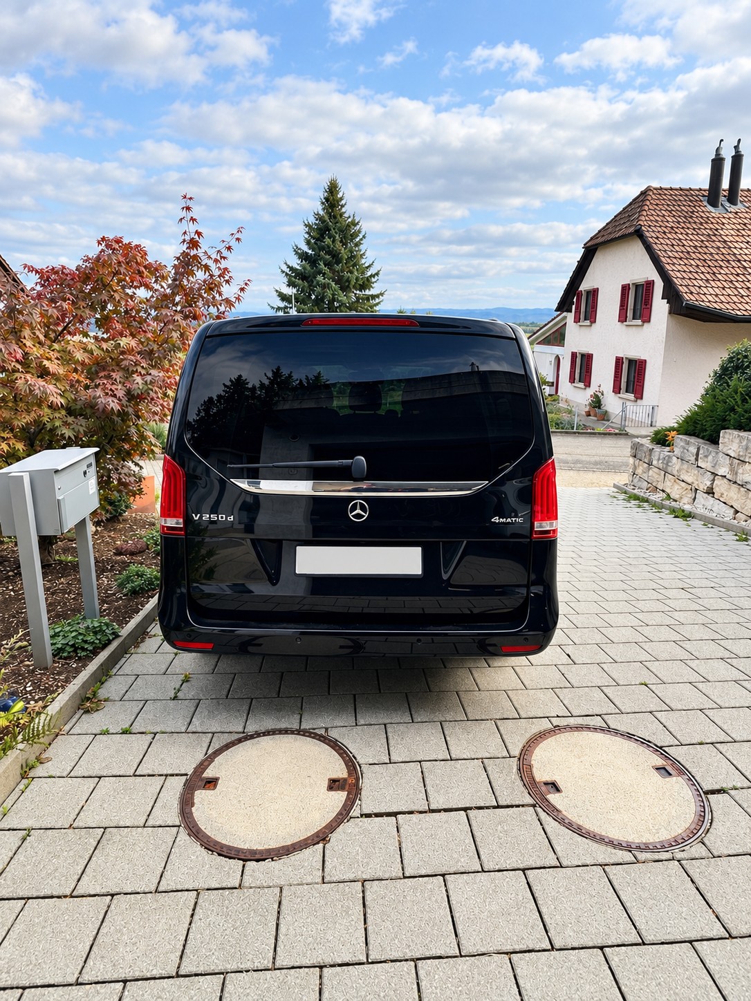 MERCEDES-BENZ V 250 d BlueTec lang 4matic Advanced-image-2