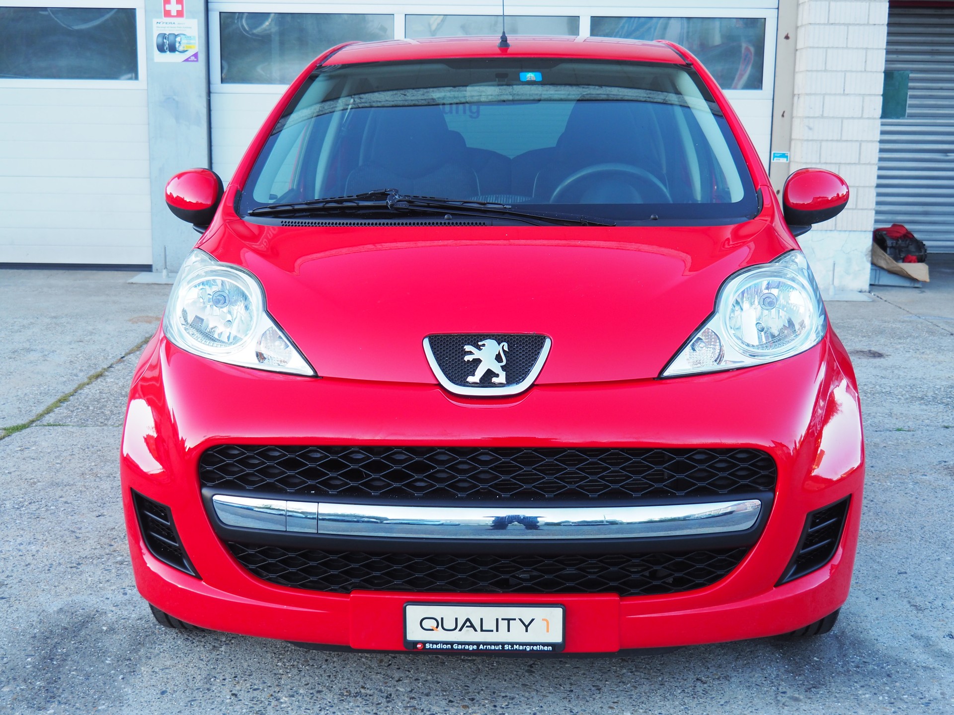 PEUGEOT 107 1.0 Trendy-image-3