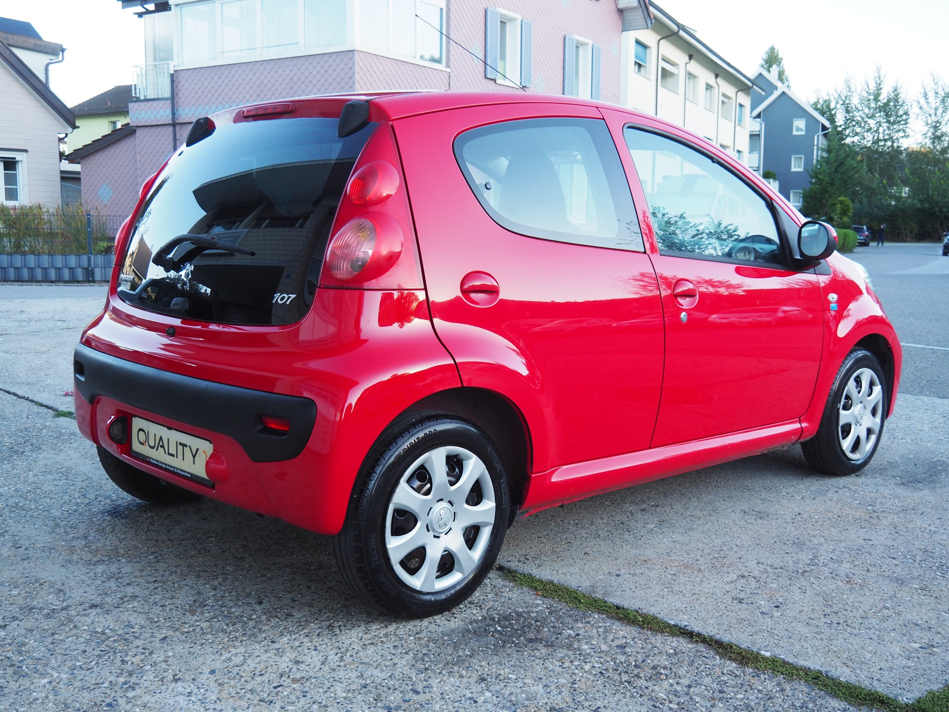 PEUGEOT 107 1.0 Trendy-image-6