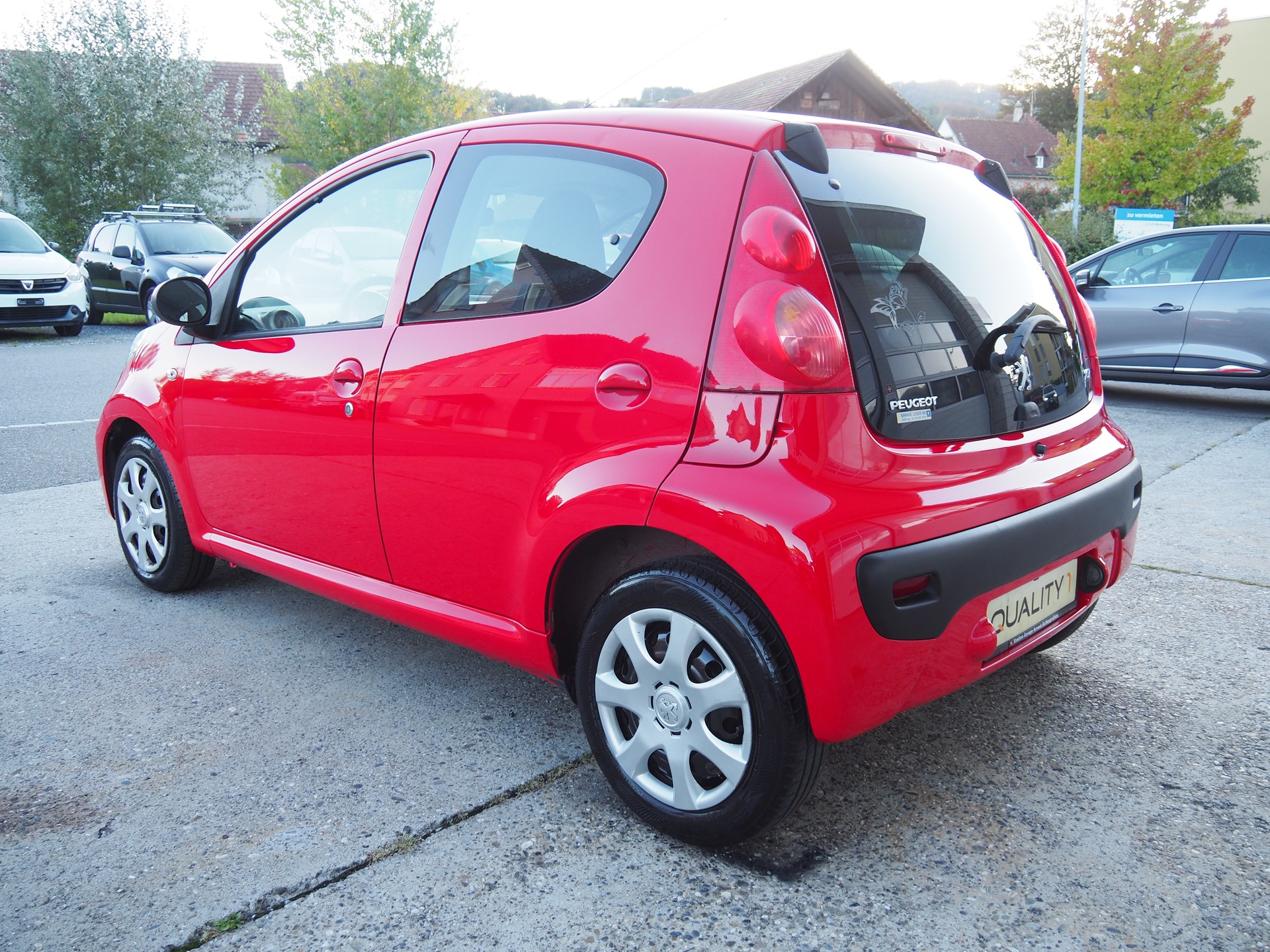PEUGEOT 107 1.0 Trendy-image-7