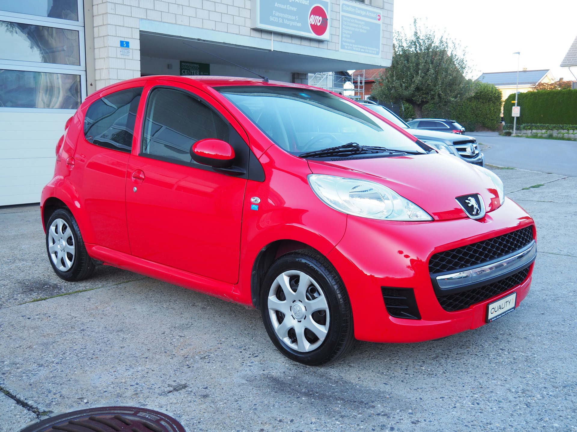 PEUGEOT 107 1.0 Trendy-image-5