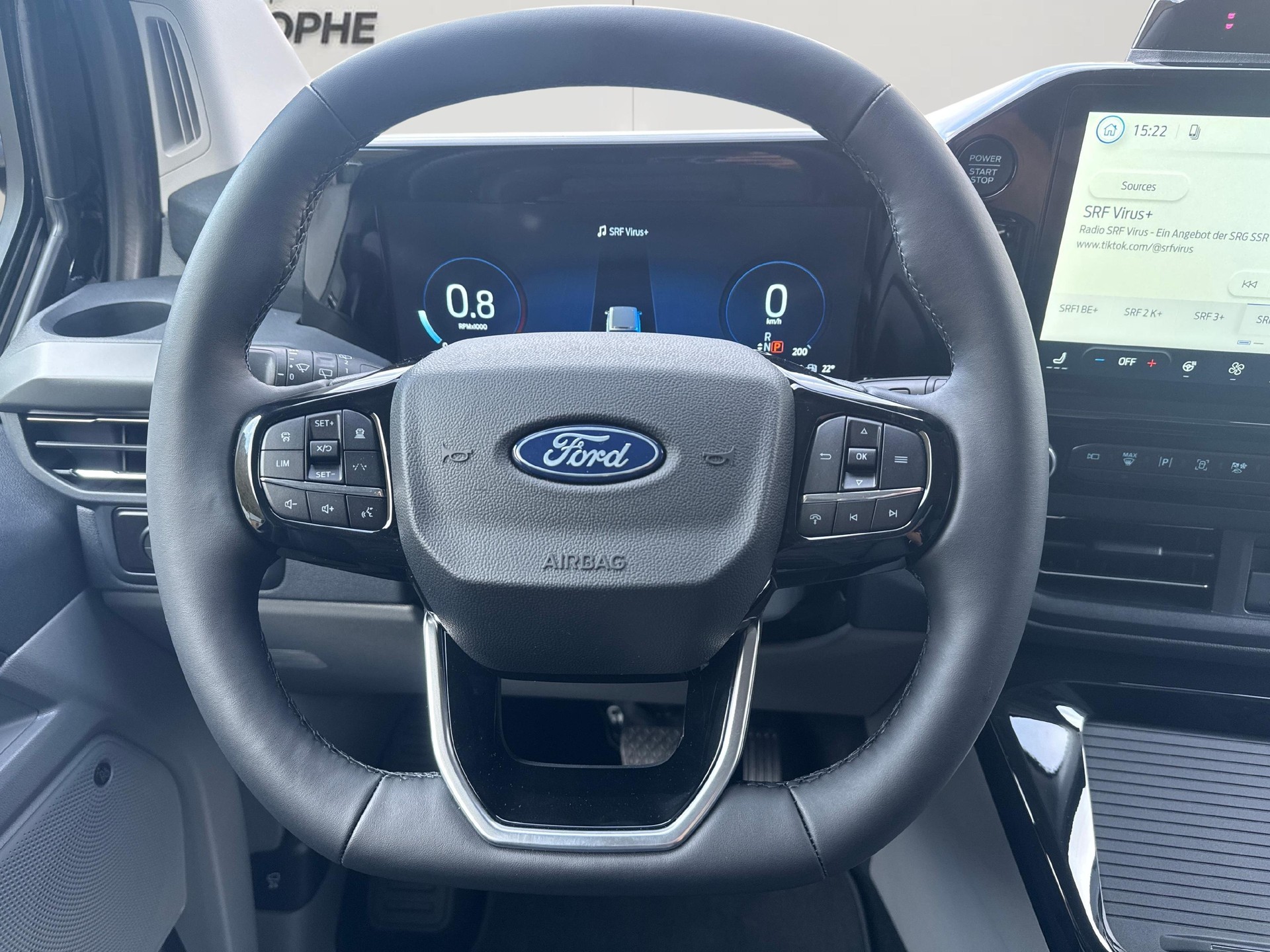 FORD Tourneo C Bus 320 L1 2.0 EcoBlue 170 Titanium X 4x4-image-14