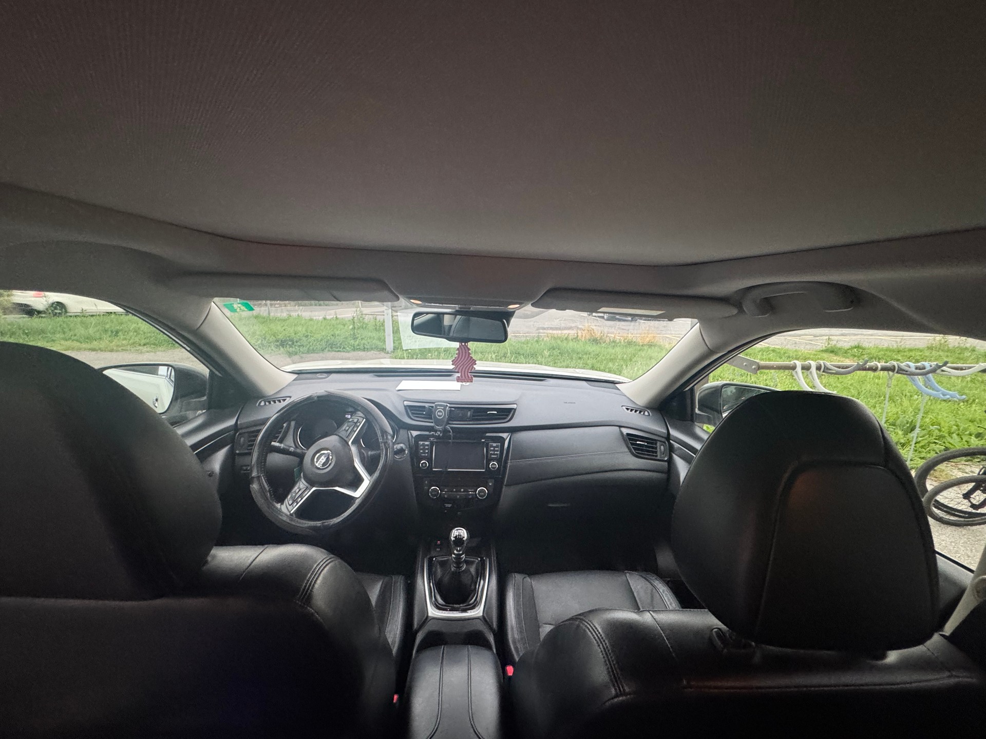 NISSAN 2.0 dCi Tekna 4x4 7 places-image-5