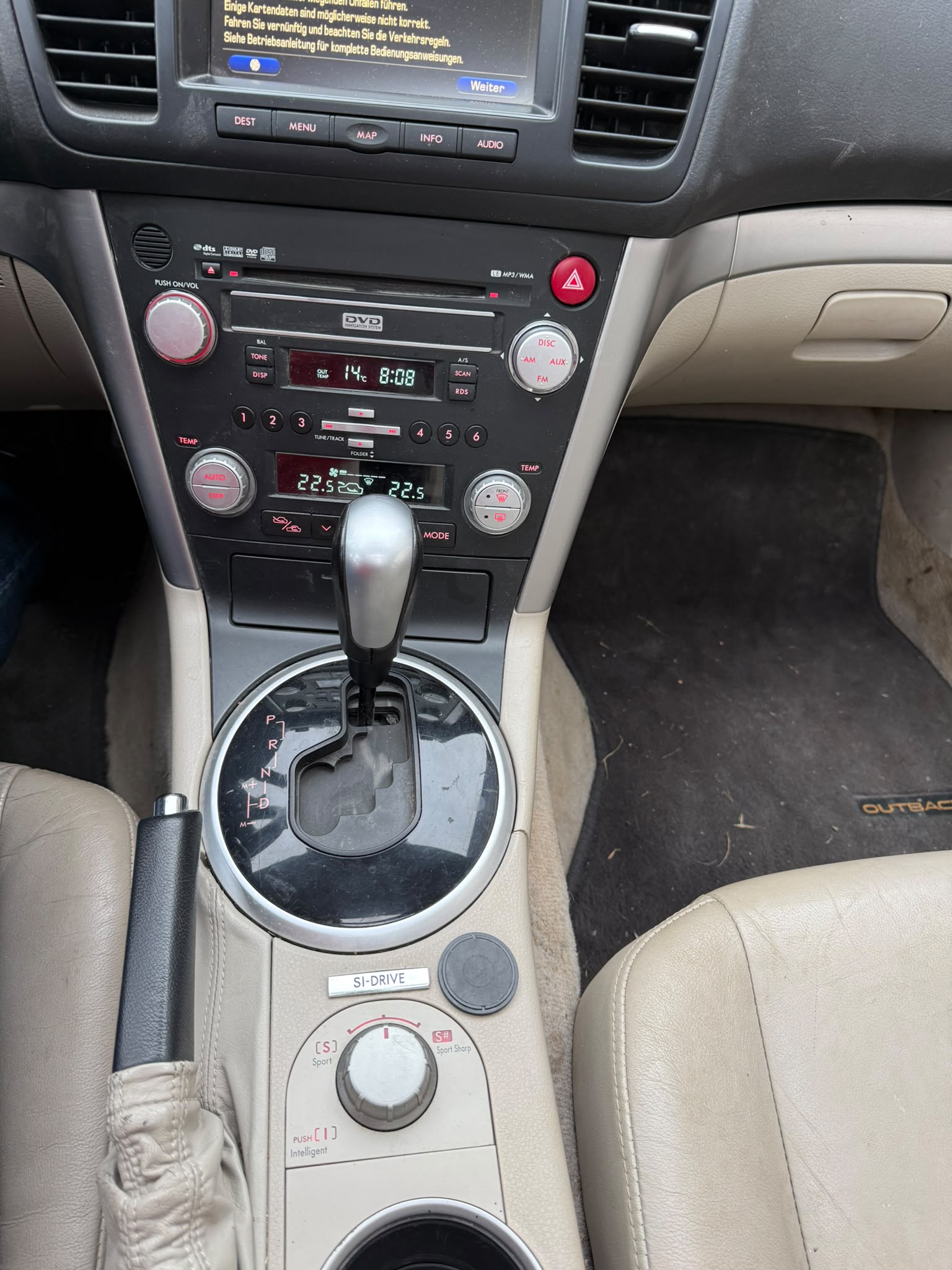 SUBARU Outback 3.0R AWD Swiss Automatic-image-8