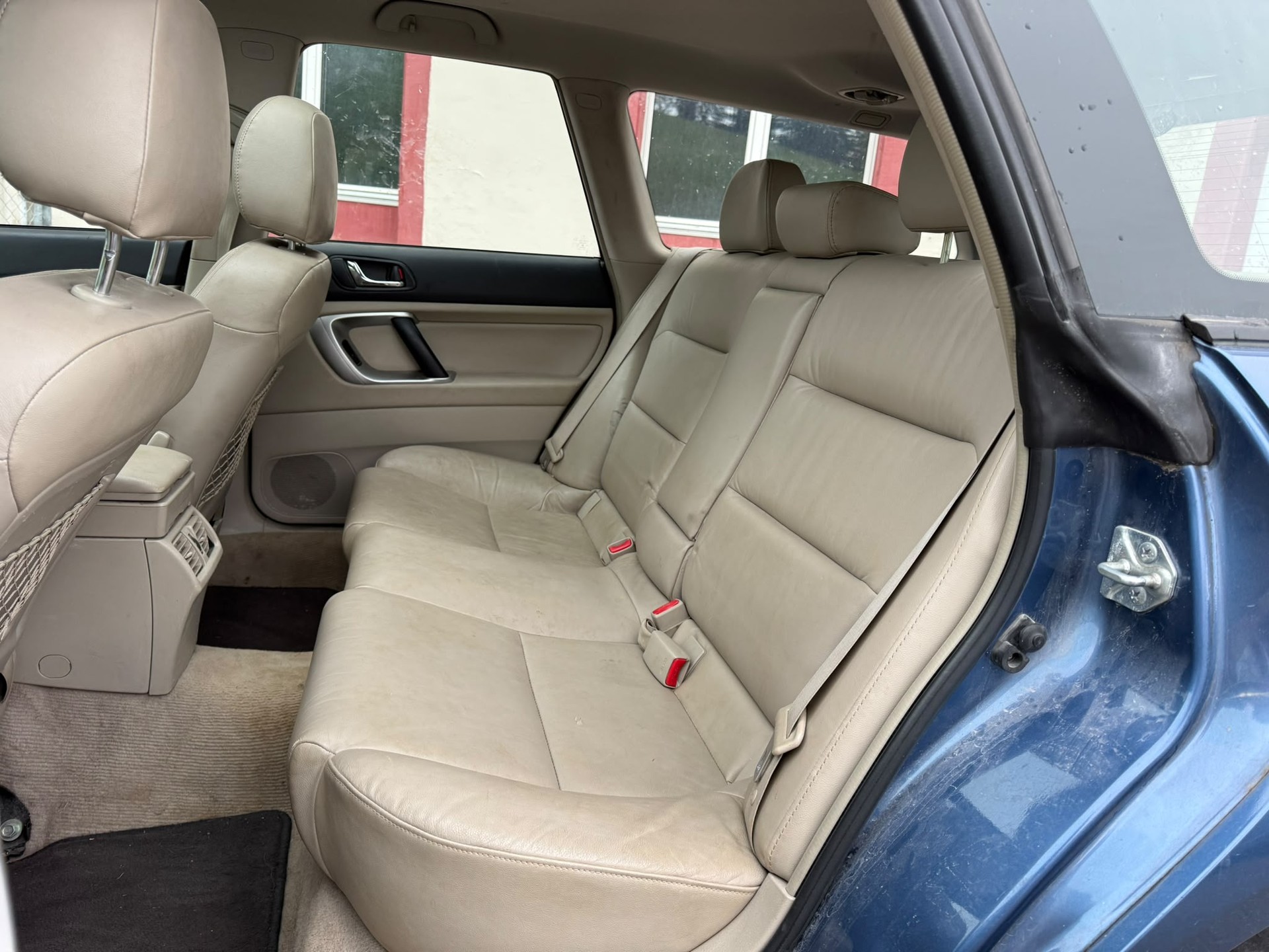 SUBARU Outback 3.0R AWD Swiss Automatic-image-10