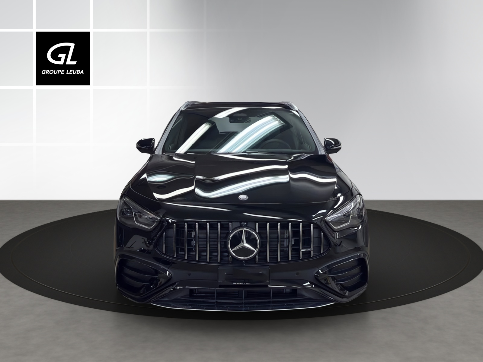 MERCEDES-BENZ GLA AMG 35 4Matic 8G-DCT-showroom-element-1