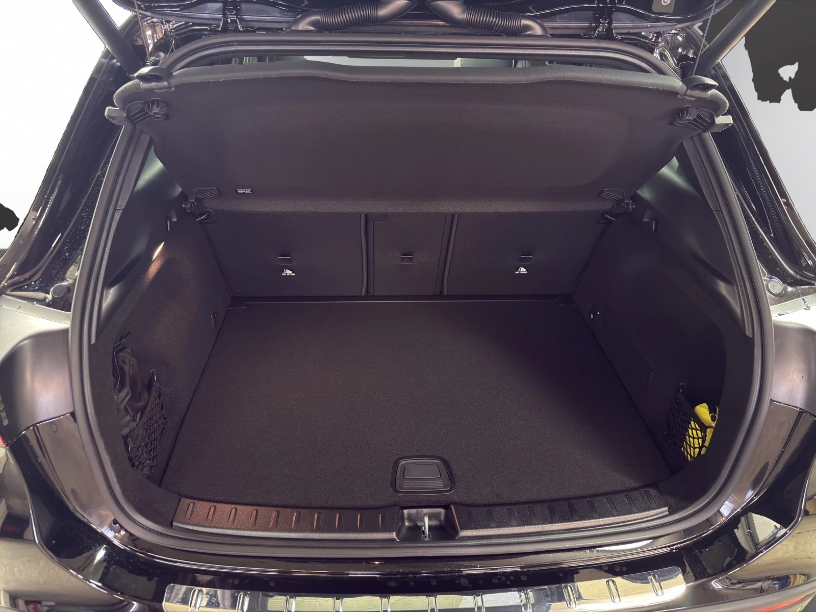 MERCEDES-BENZ GLA AMG 35 4Matic 8G-DCT-image-5