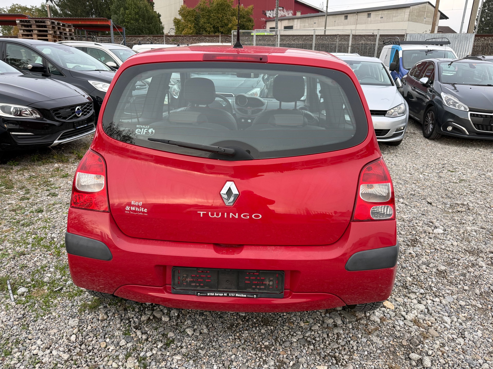 RENAULT Twingo 1.2 16V Initiale-image-3