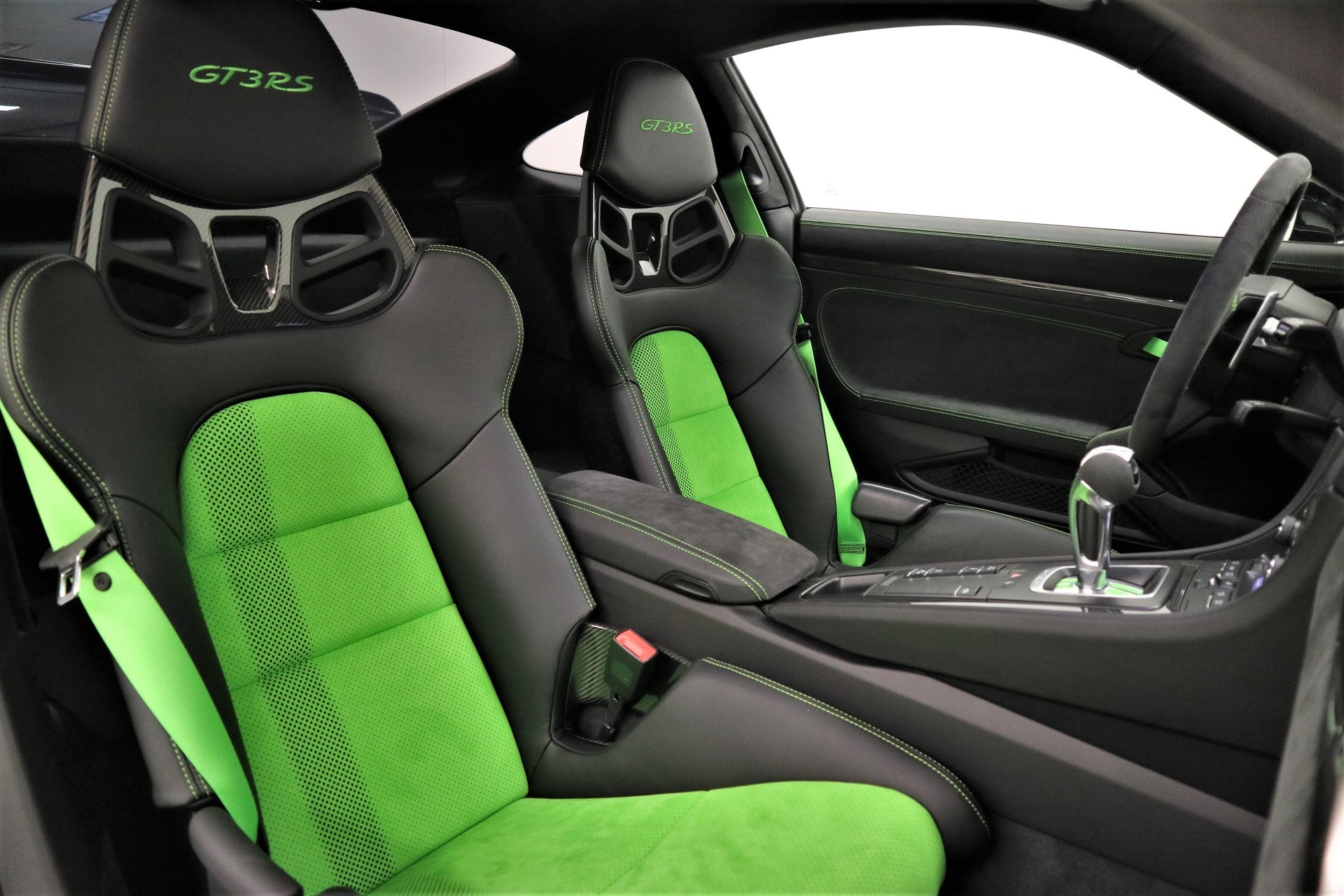 PORSCHE 911 GT3 RS PDK-image-7